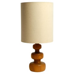 Large Beautiful 70s table lamp made of pine by Yngve Ekström for Lystella Sweden