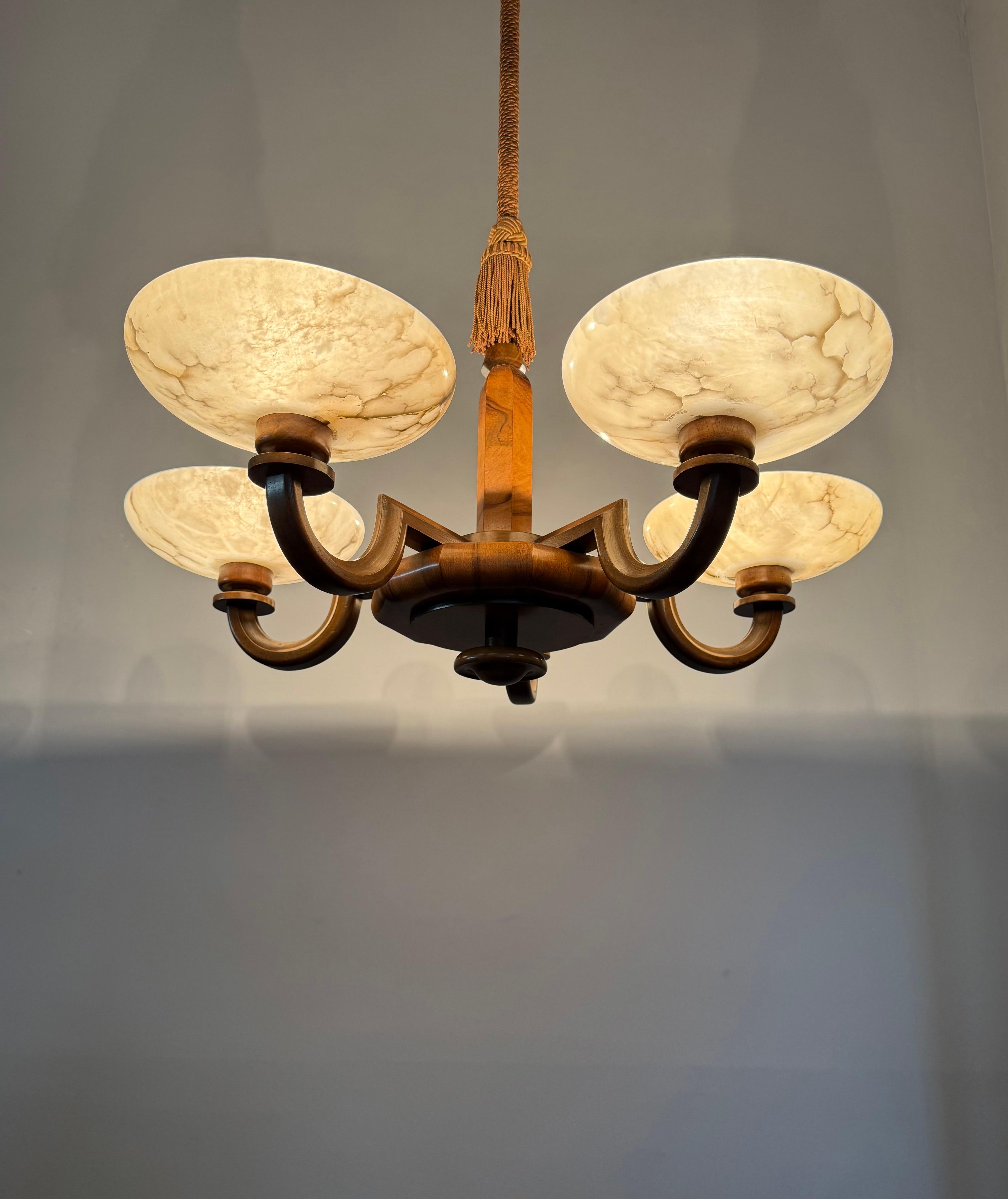 Large & Beautiful Art Deco Walnut-Wood Chandelier w. Striking Alabaster Shades 11
