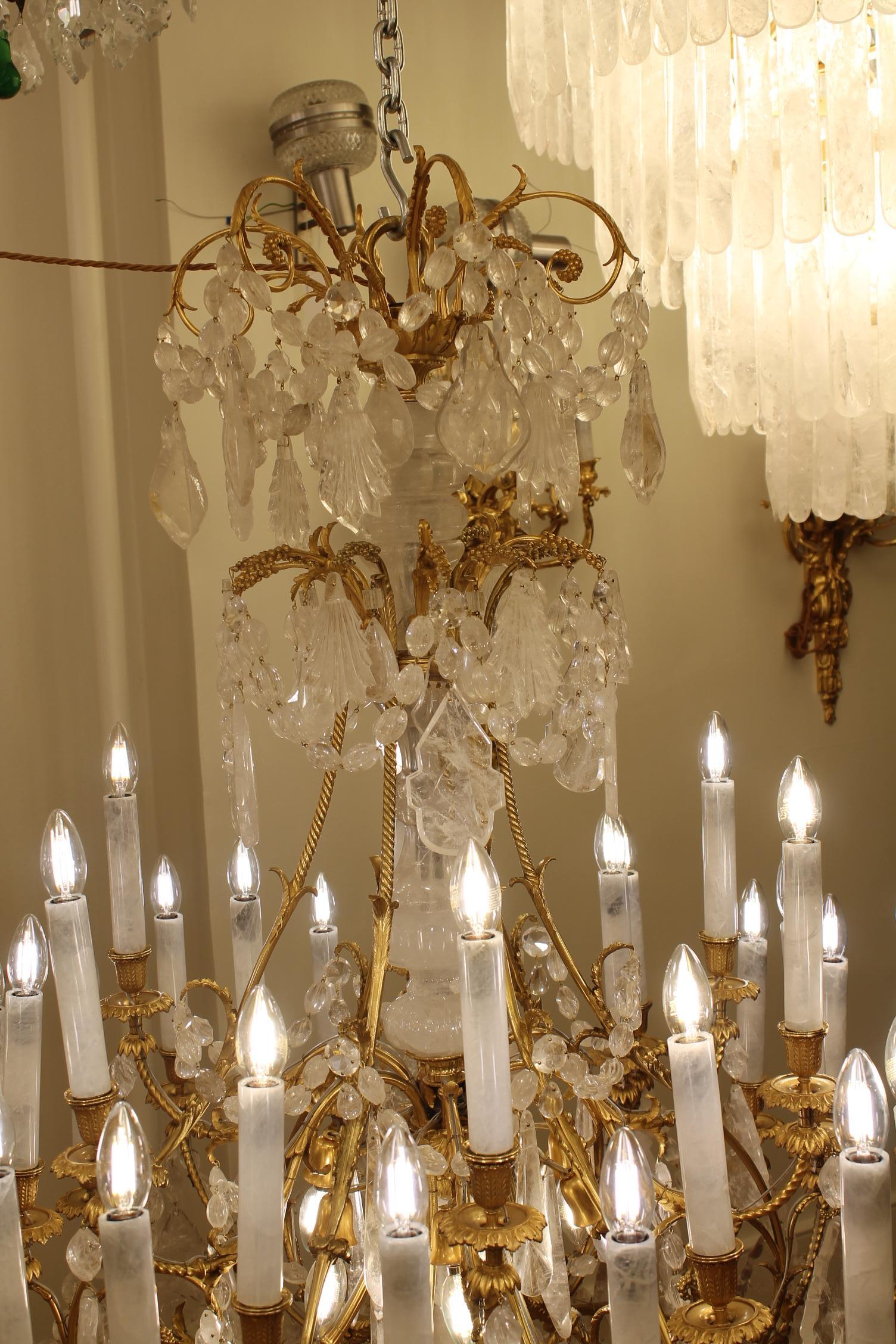Large beautiful bronze and Rock Crystal French Baccarat chandelier with 36 light For Sale 8