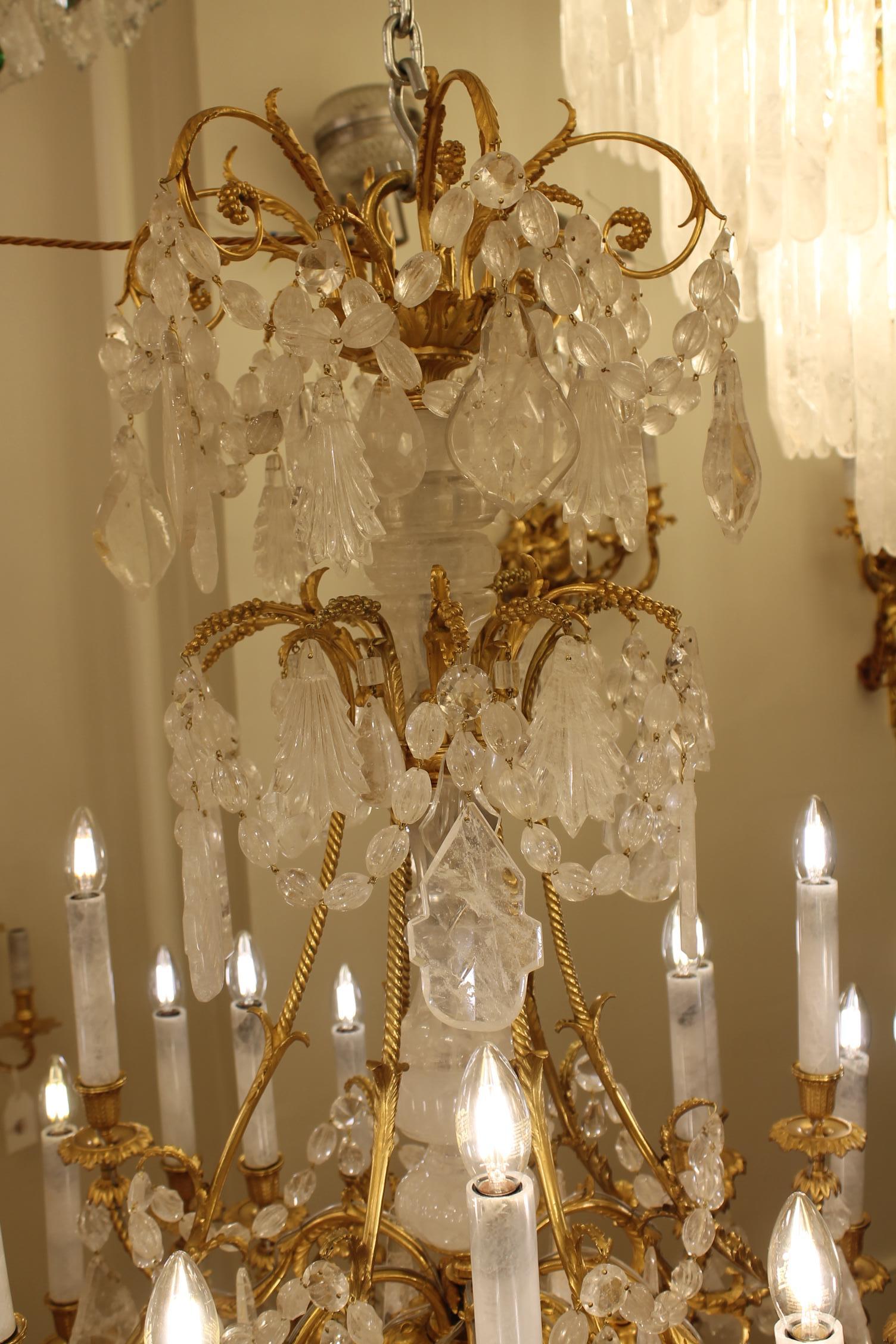 Large beautiful bronze and Rock Crystal French Baccarat chandelier with 36 light For Sale 1