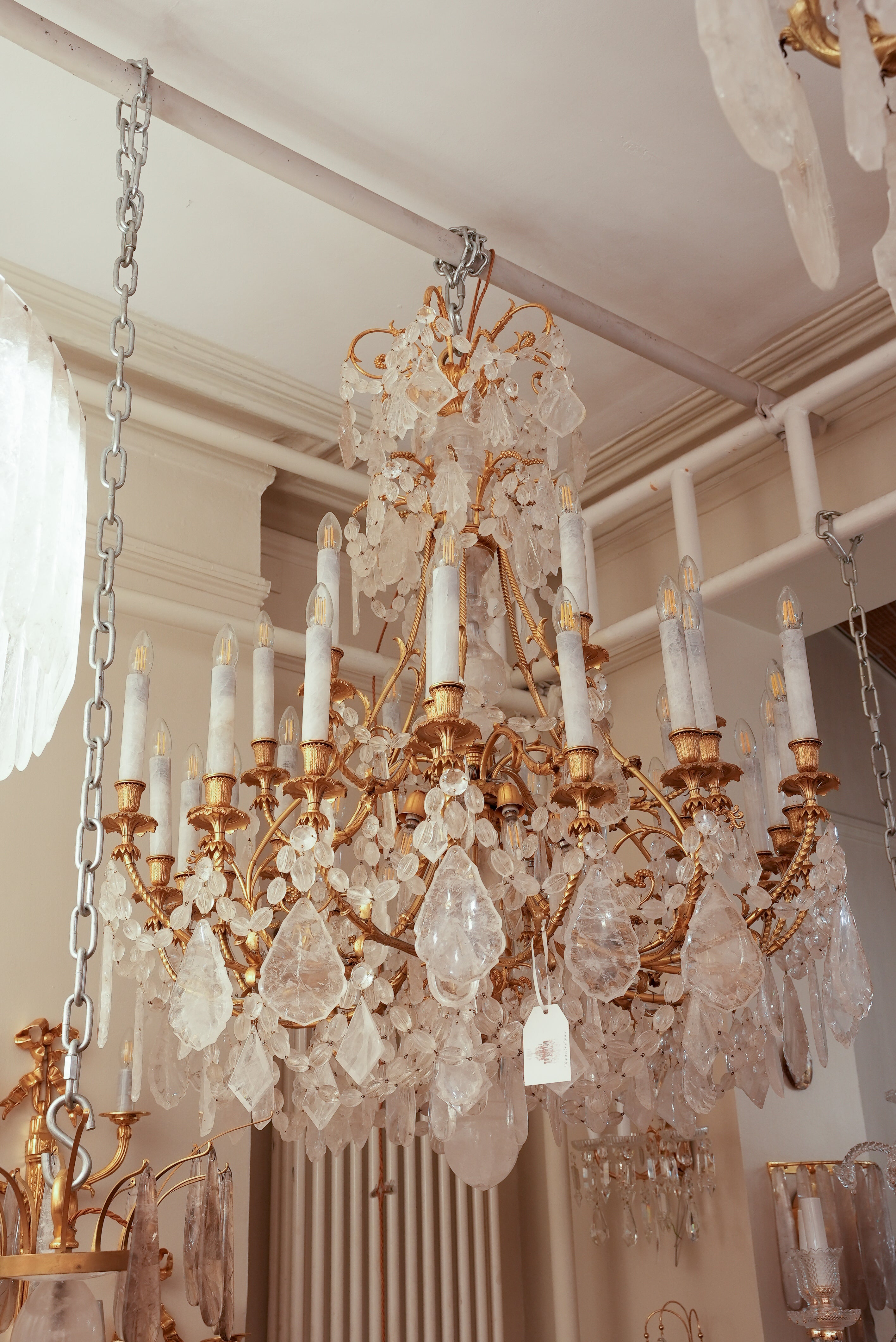 Grande e bella  Baccarat  e lampadario Frencht in cristallo di rocca con 36 luci