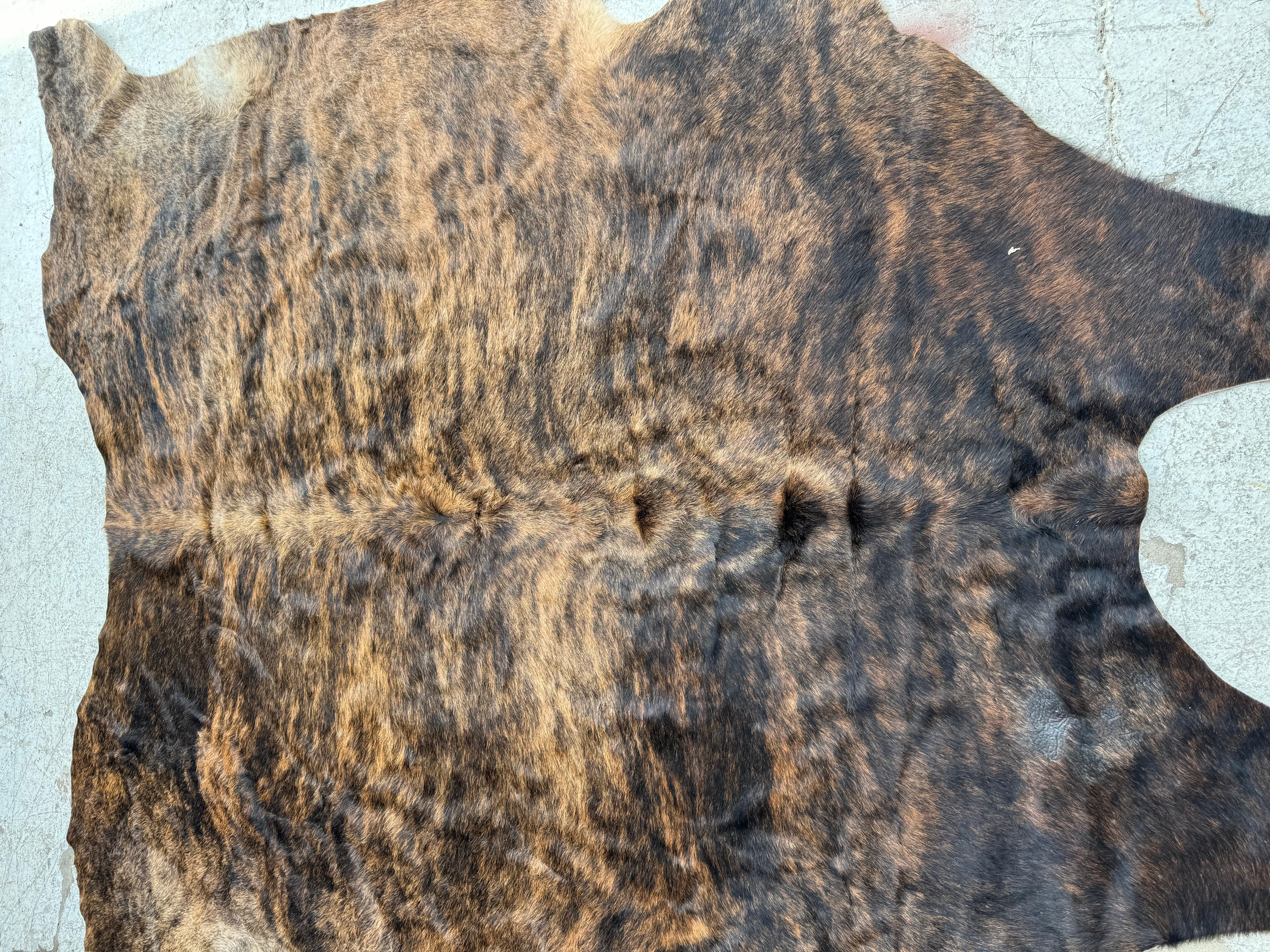 Großes schönes Kuhfell/Decke (Land)