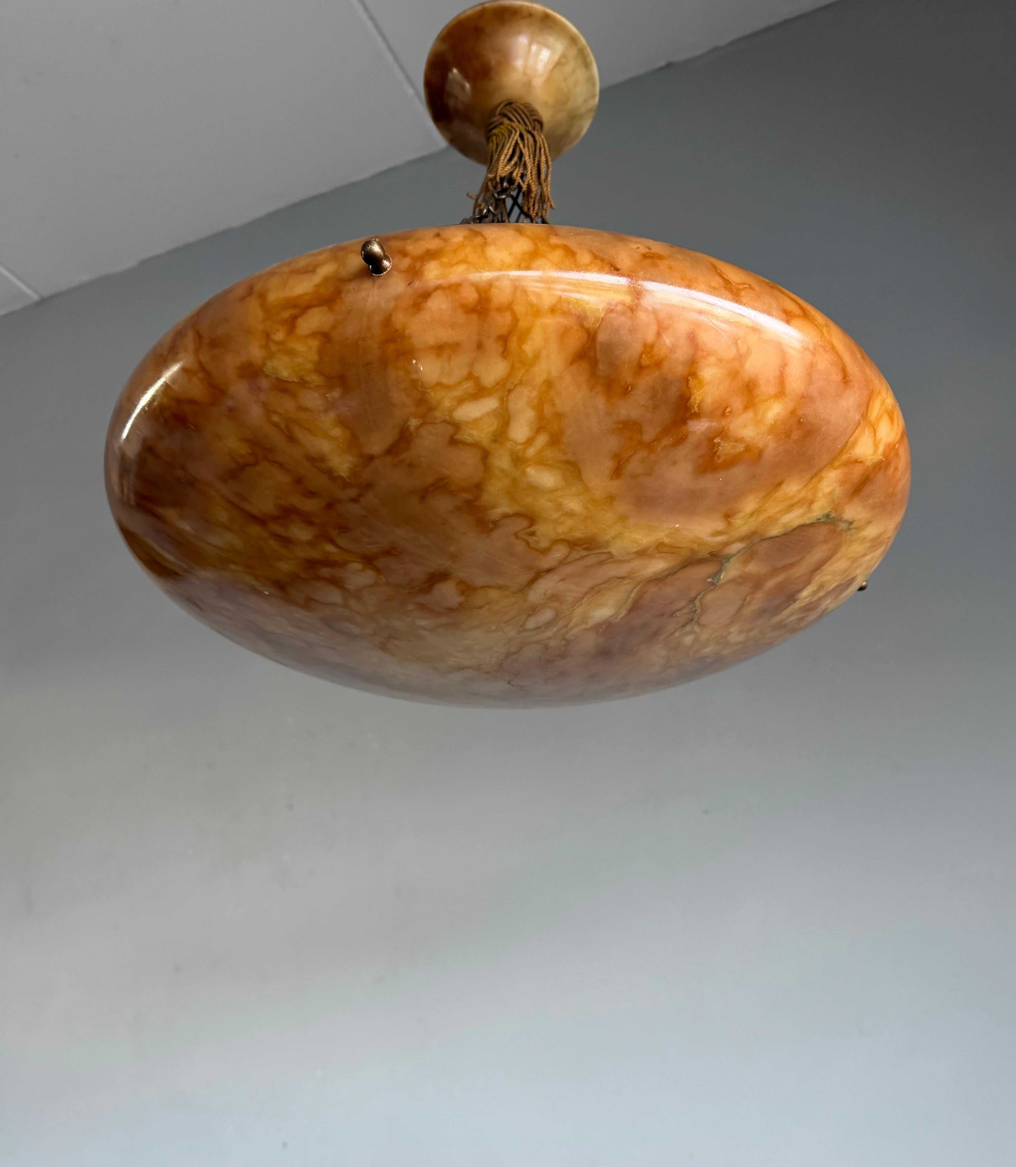 Large Beautiful Timeless & Colorful Alabaster & Bronze Chandelier Pendant Light in vendita 4