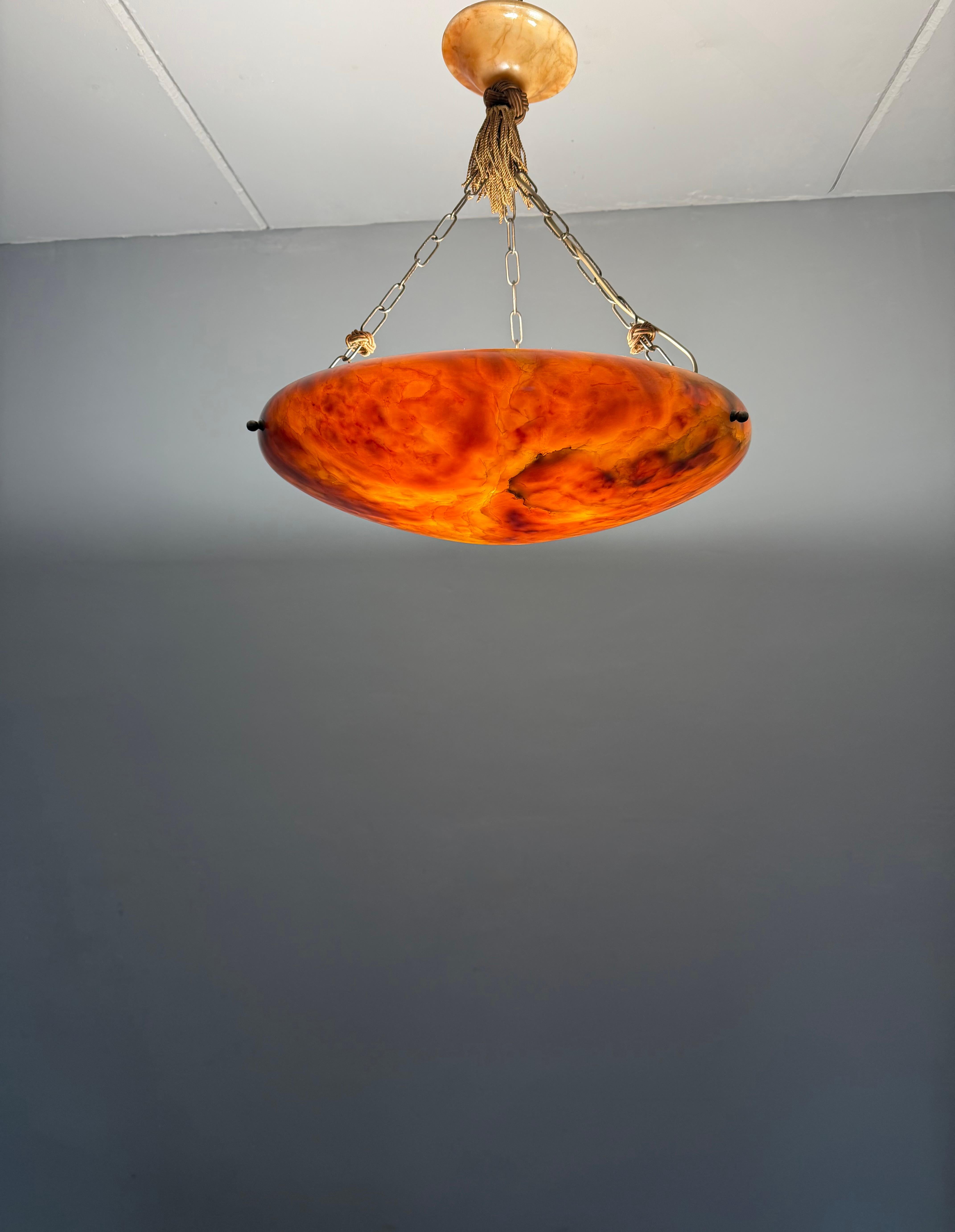 Large Beautiful Timeless & Colorful Alabaster & Bronze Chandelier Pendant Light in vendita 12