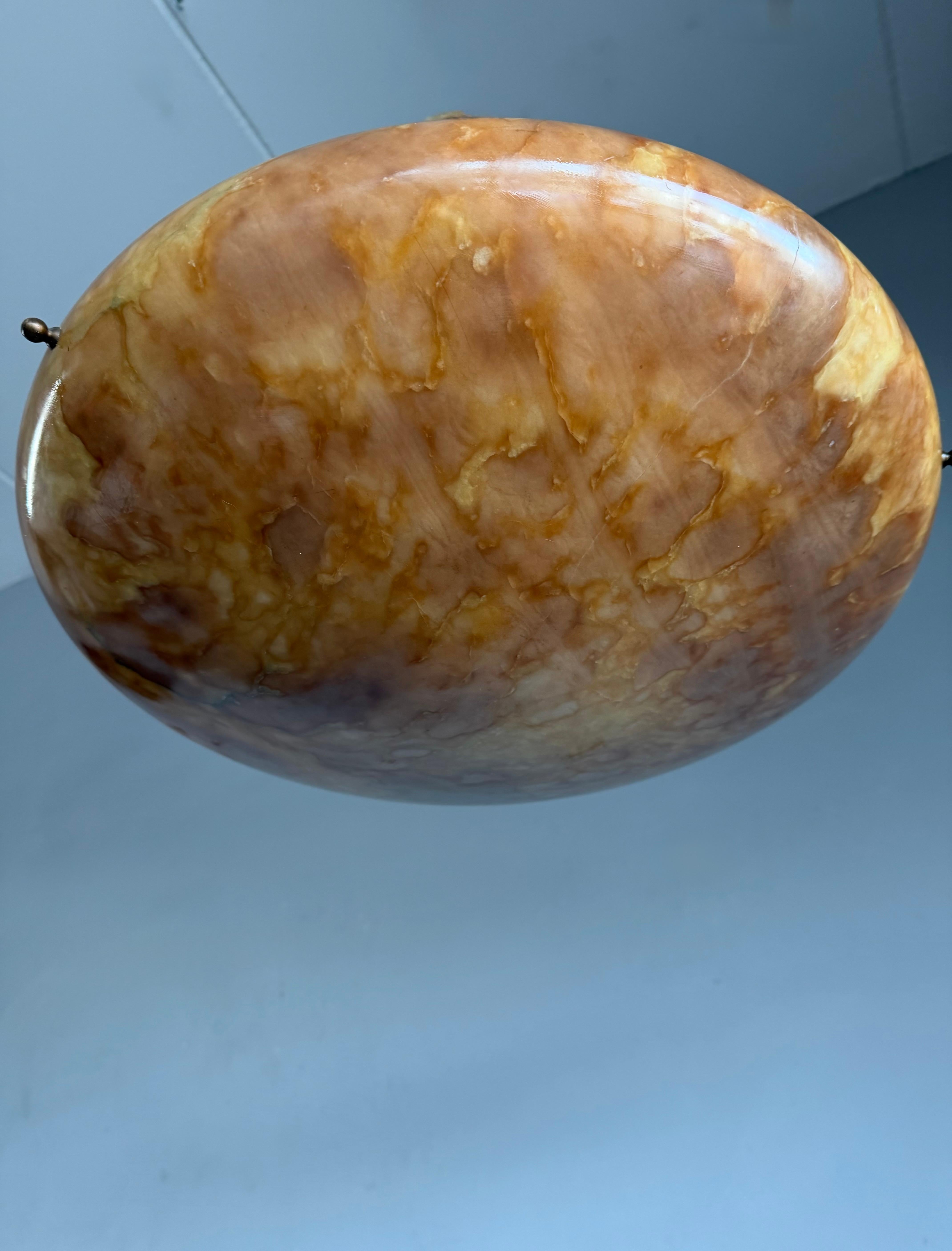 Francese Large Beautiful Timeless & Colorful Alabaster & Bronze Chandelier Pendant Light in vendita