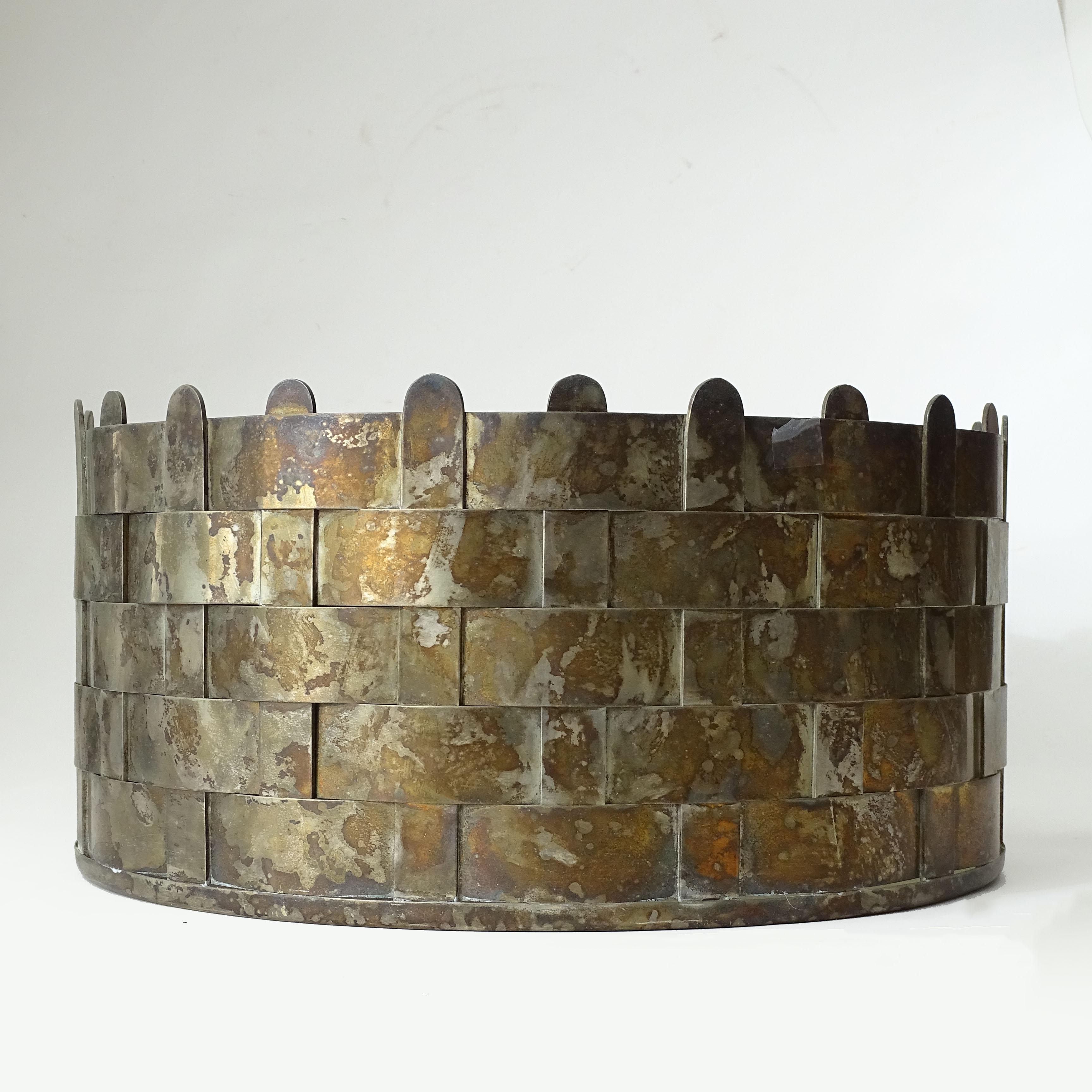 Brass Large, Beautifully Crafted Italian 1970s Intertwined Nickel Metal Planter For Sale