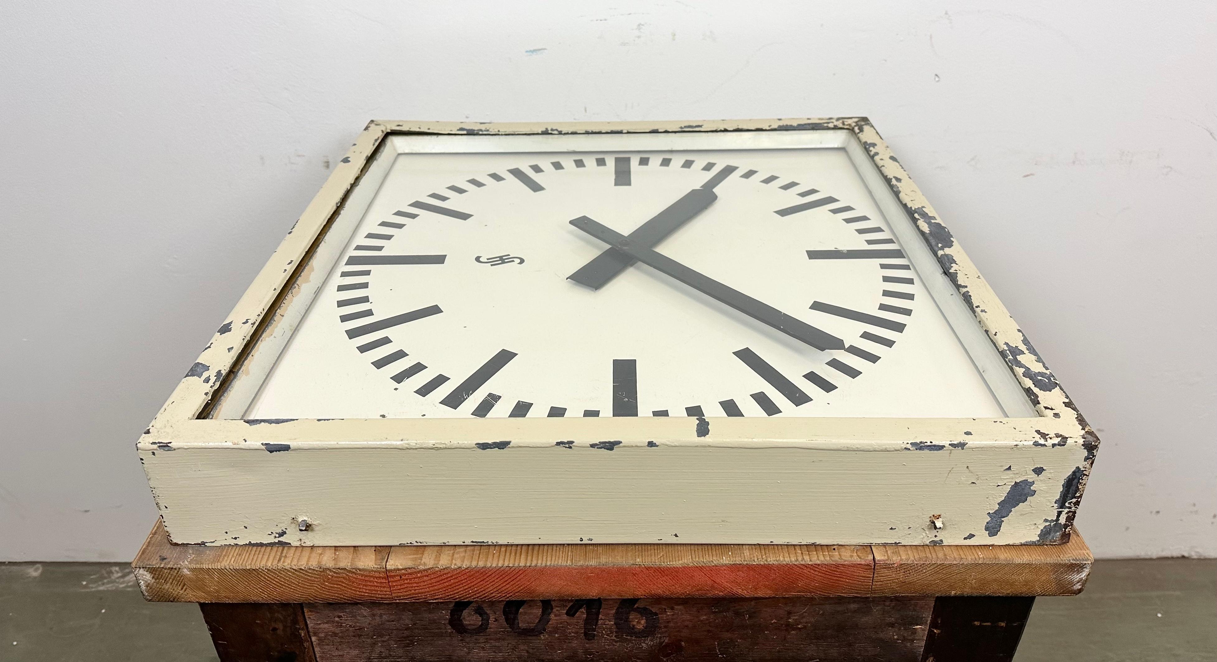 Large Beige Industrial Factory Wall Clock from Siemens, 1950s 6