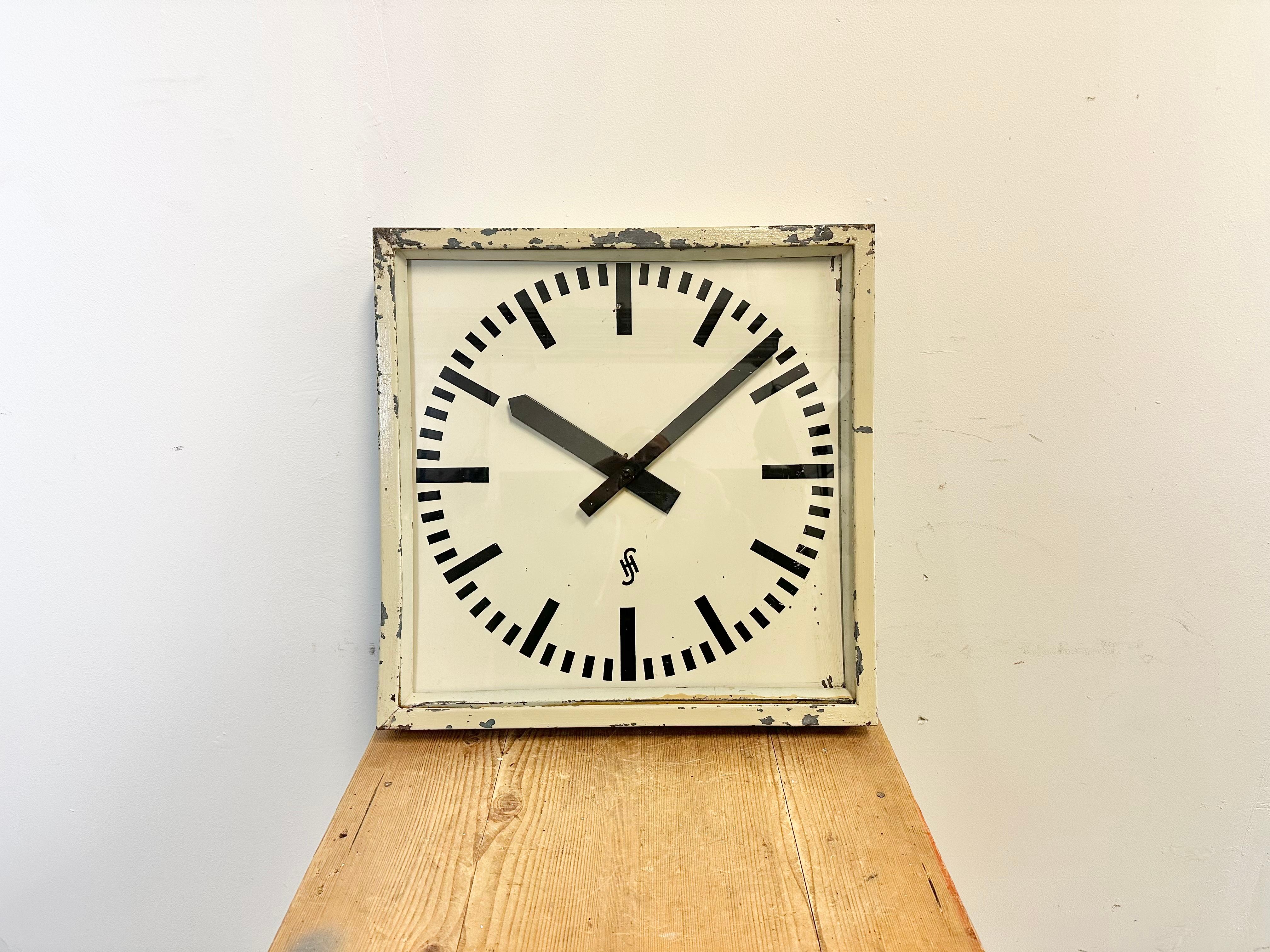 Large Beige Industrial Factory Wall Clock from Siemens, 1950s 2