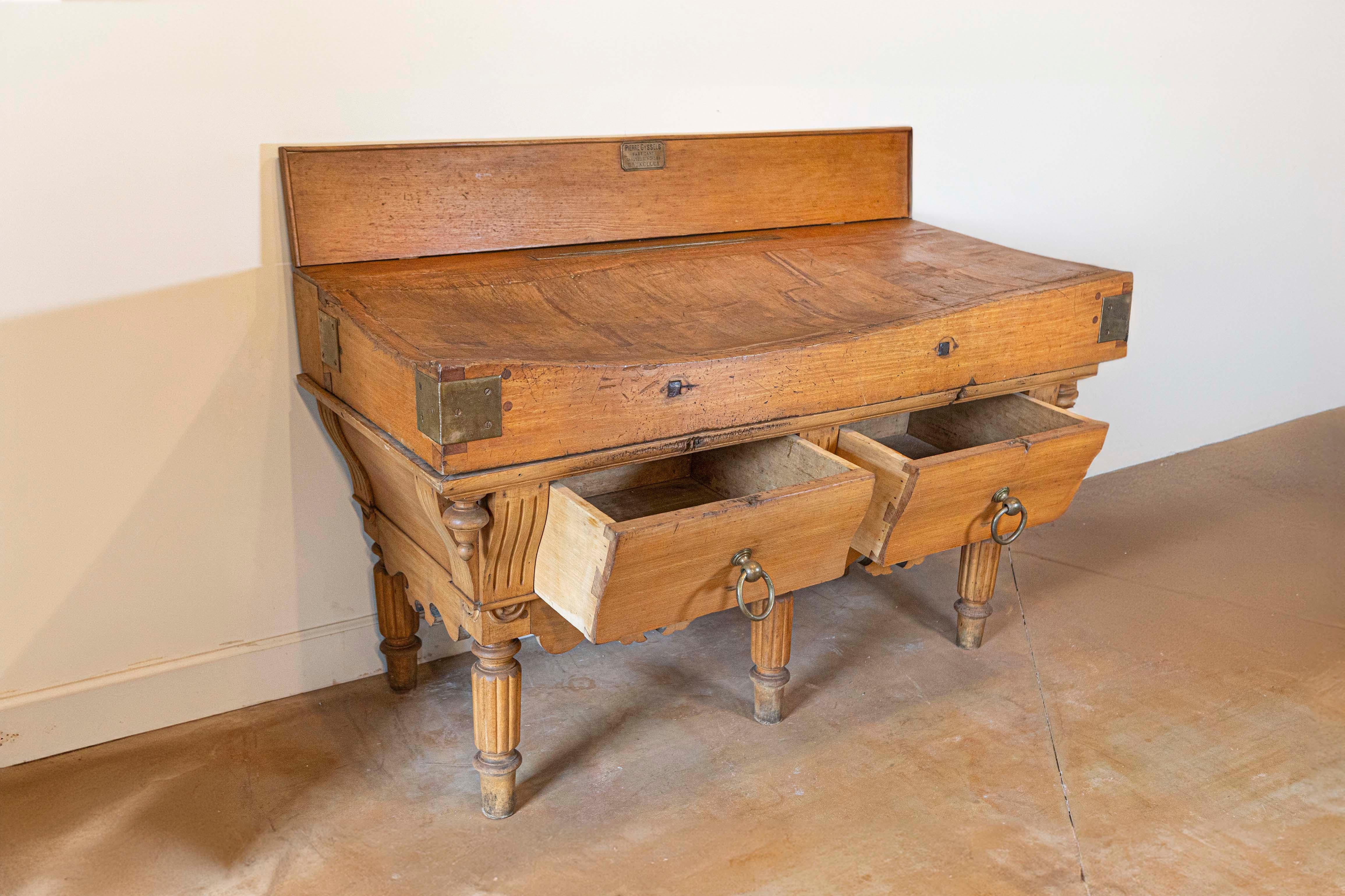 Large Belgian Light Walnut Color Butcher Block with Marker's Plaque, circa 1890 In Good Condition In Atlanta, GA
