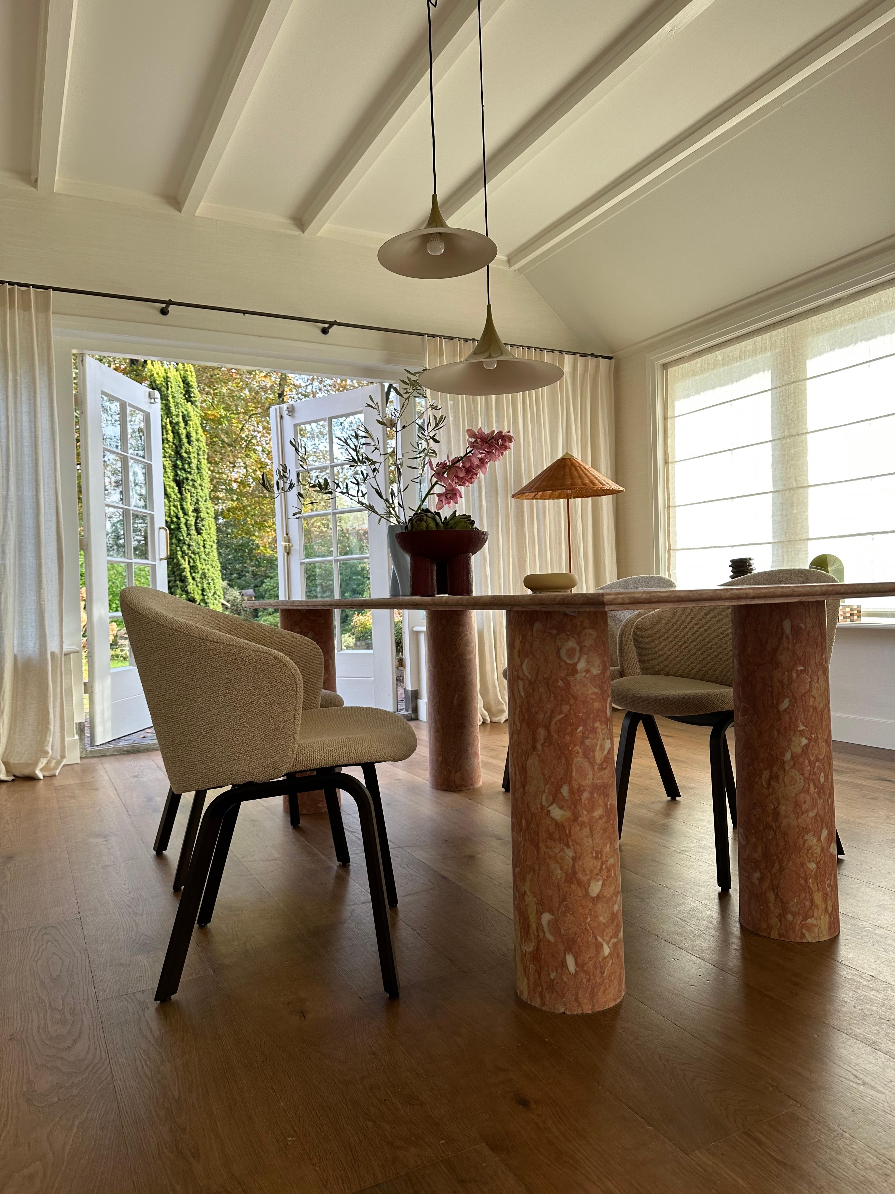 Large Bellini Style Rectangle Dining Table in Coral Portuguese Travertine For Sale 2