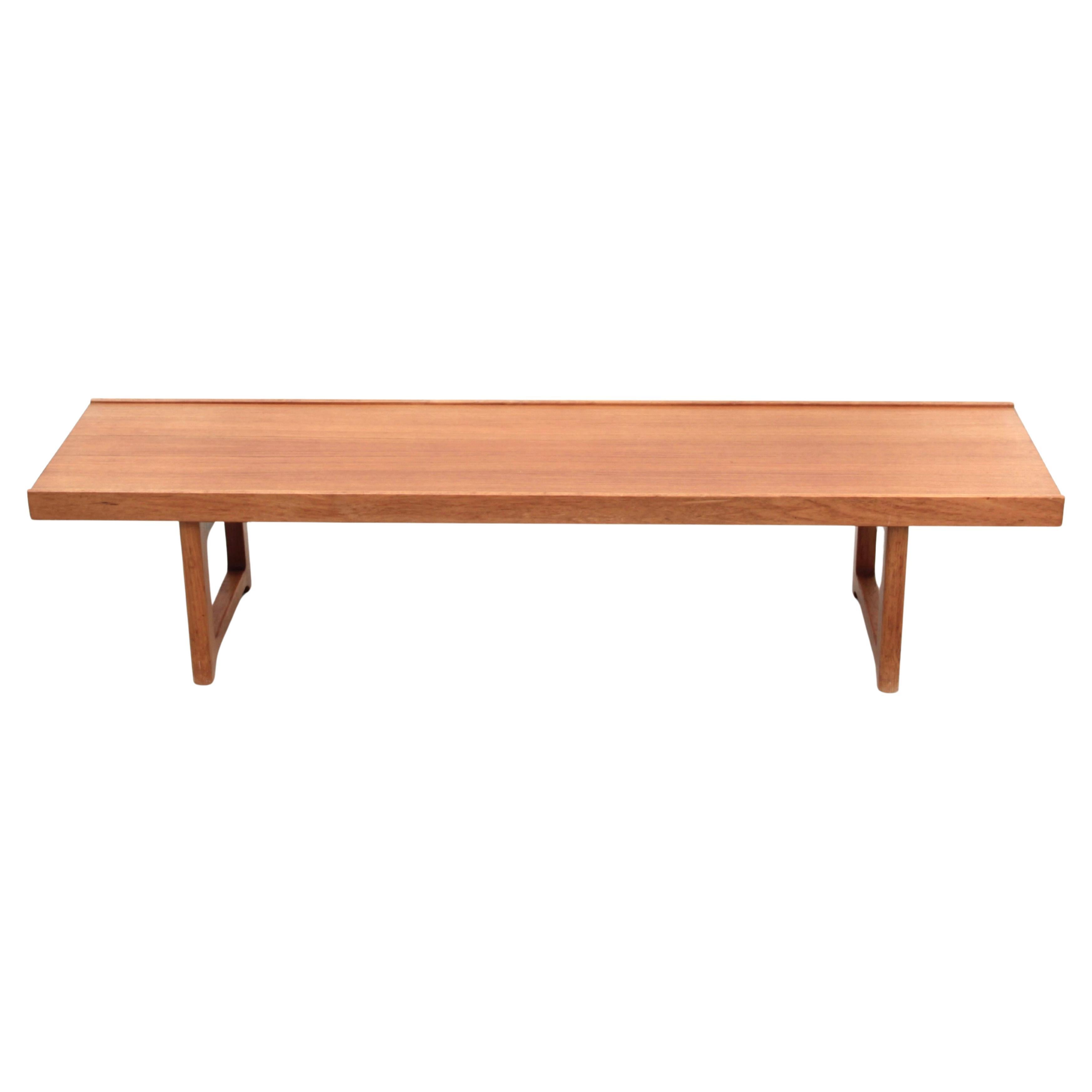Gran banco o mesa auxiliar de teca en venta