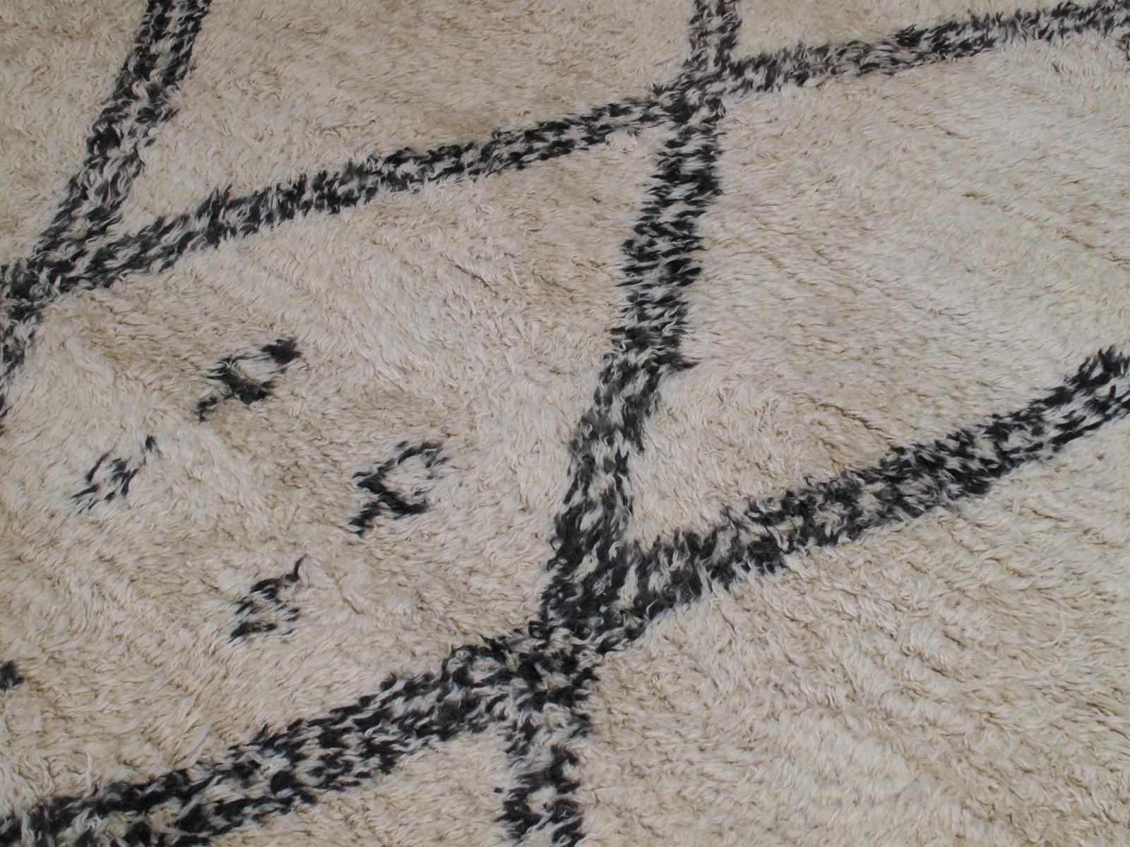 Hand-Knotted Large Beni Ouarain / Marmoucha Berber Carpet