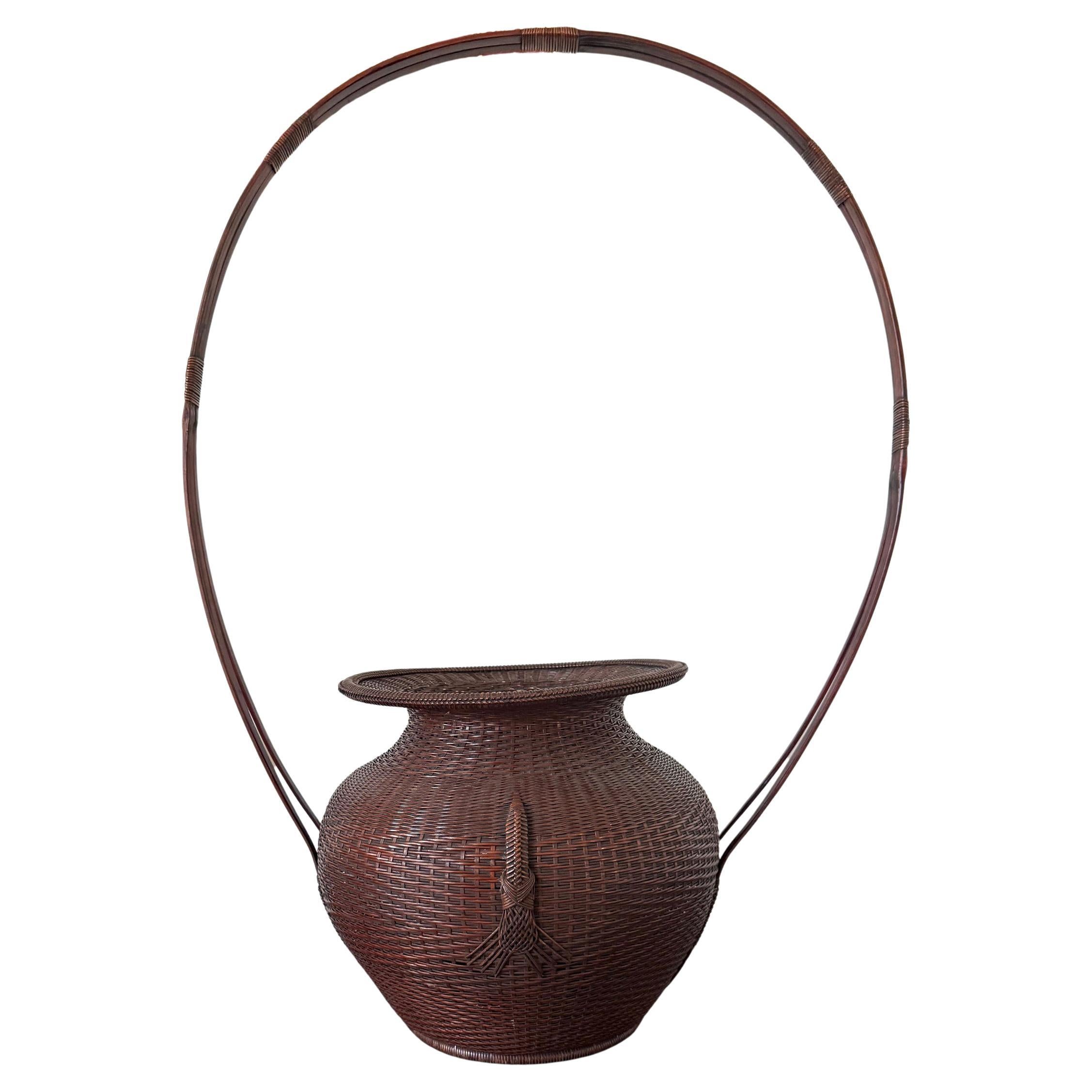 Großer seltener japanischer Bambus-Blumenkorb Hahakago von Tokosai im Angebot