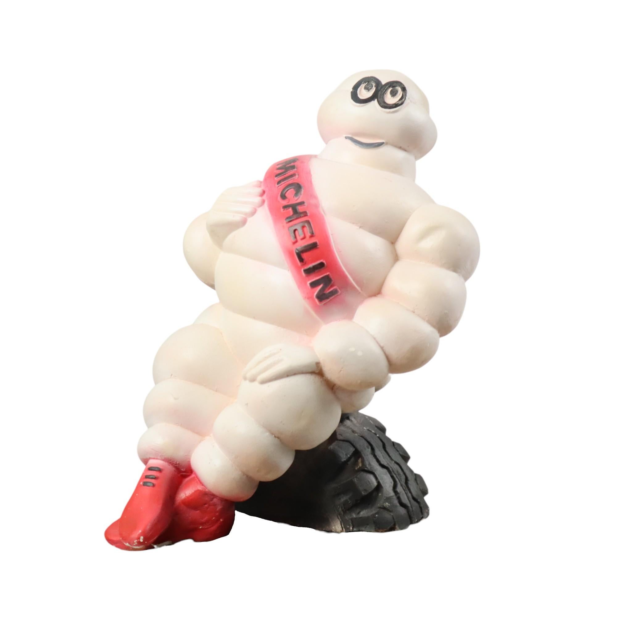 Gran estatua publicitaria Bibendum Michelin de escayola 36cm en venta 3