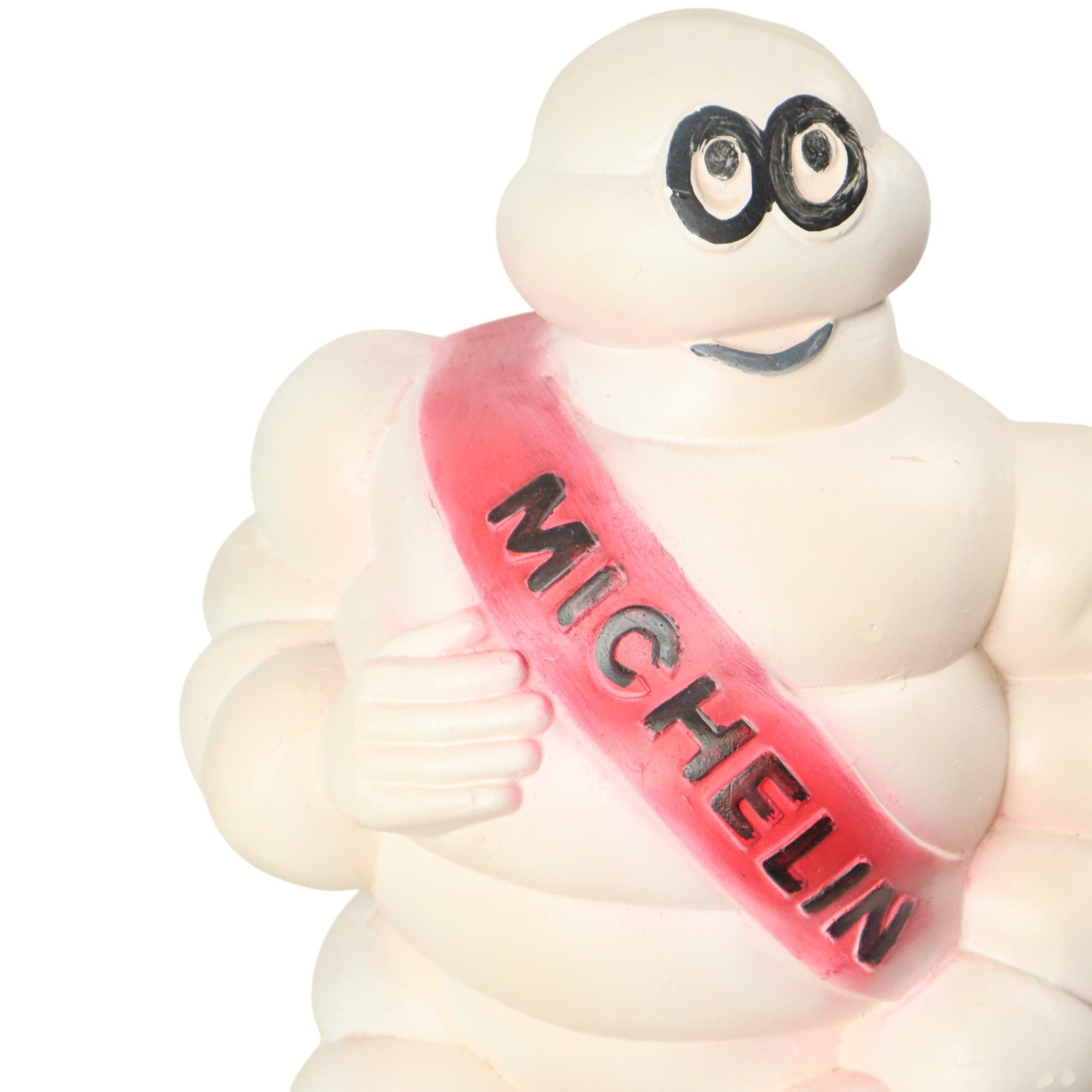 Gran estatua publicitaria Bibendum Michelin de escayola 36cm en venta 5