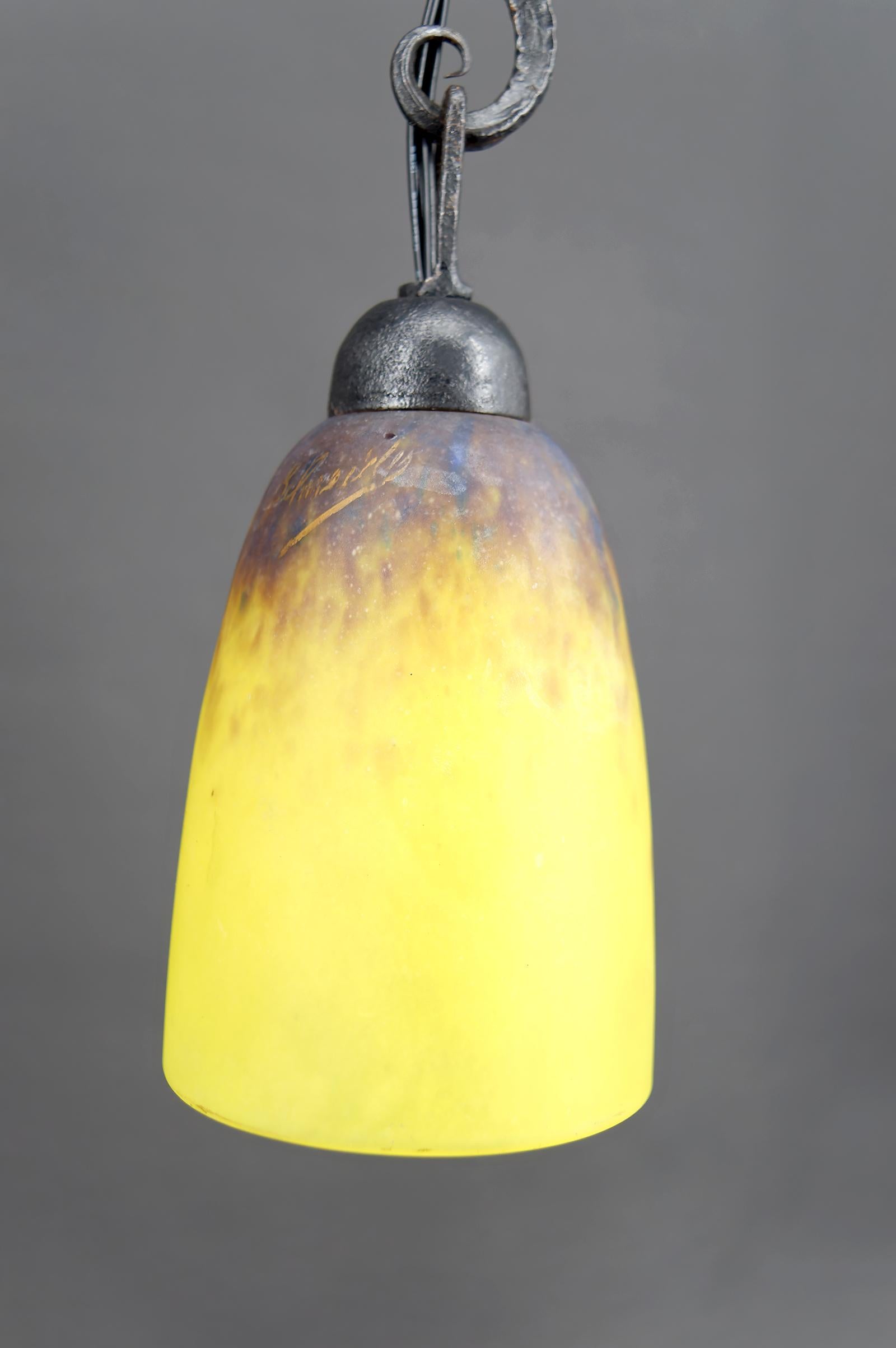 Large Bicéphalous Wrought Iron Lamp by Schneider, France, Art Deco, Circa 1920 For Sale 5