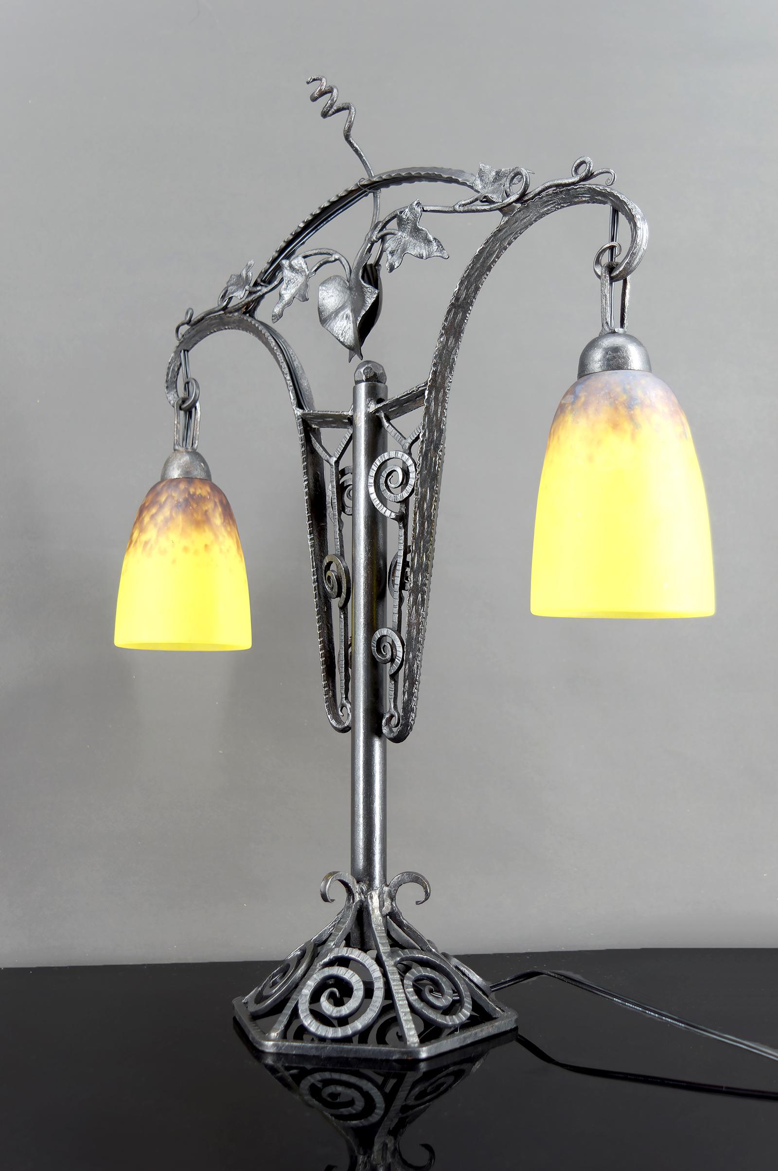 Glass Large Bicéphalous Wrought Iron Lamp by Schneider, France, Art Deco, Circa 1920 For Sale
