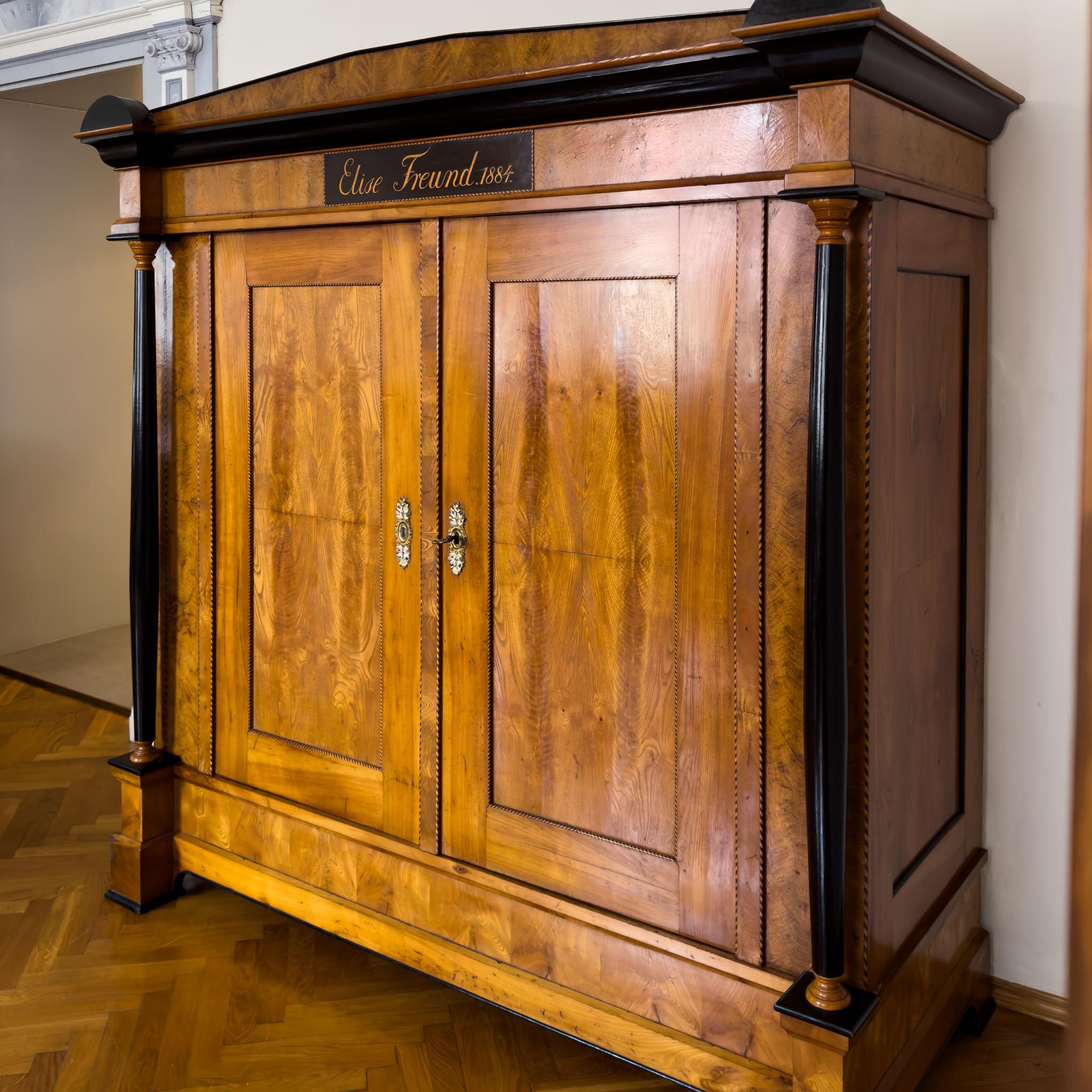 Large Biedermeier-Style Wardrobe in Ash and Cherry, Dated 1884 For Sale 4