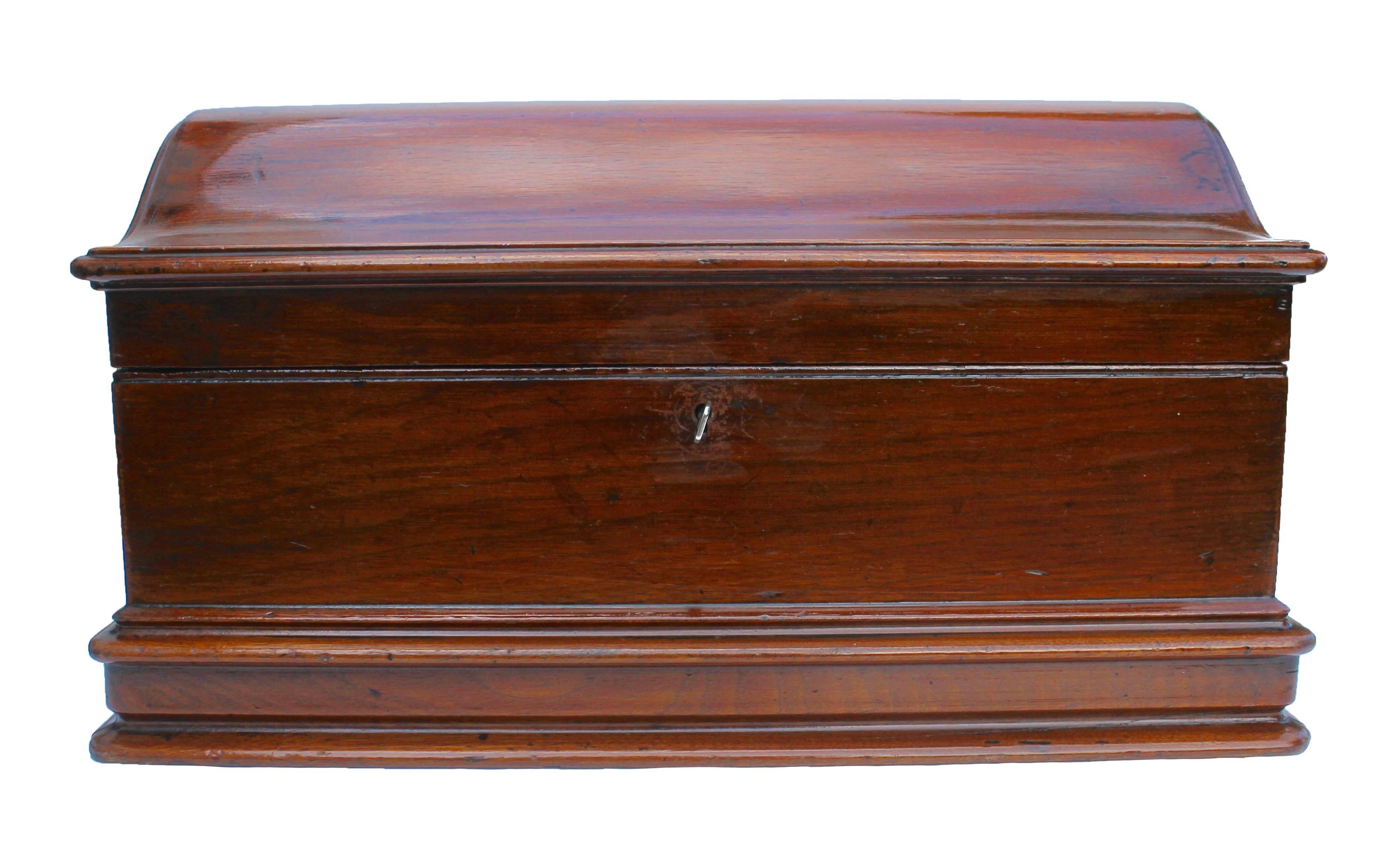 Stunning large Biedermeier  Mahogany wooden box, Austria, circa 1890
The original fully functional lock and key.
The piece is in excellent condition and a real beauty!

We specialise in Art Nouveau , Art Deco and Vintage:
Please check our storefront