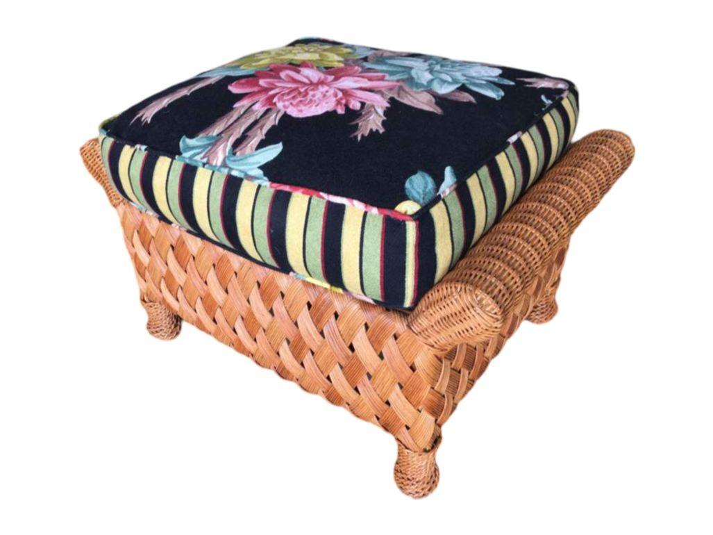 Grande chaise longue en osier tressé « Big Daddy » avec repose-pieds assorti Excellent état - En vente à Van Nuys, CA