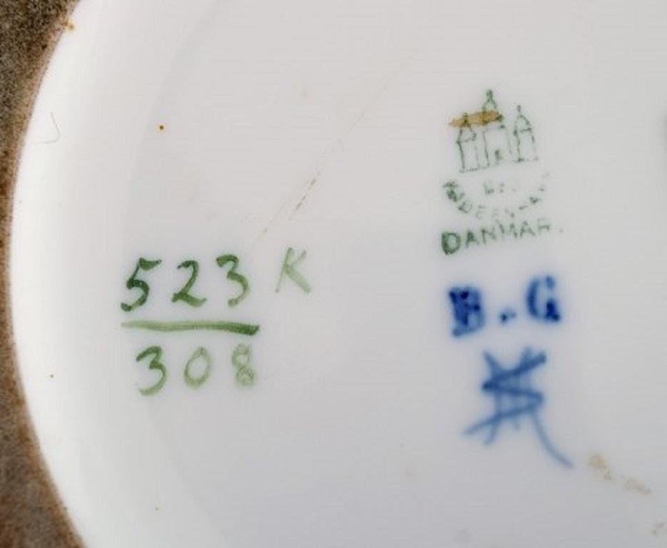 Große Bing- und Grndahl-Vase aus zerbrochenem Porzellan mit Tierleder, 1920er Jahre im Zustand „Hervorragend“ im Angebot in København, Copenhagen