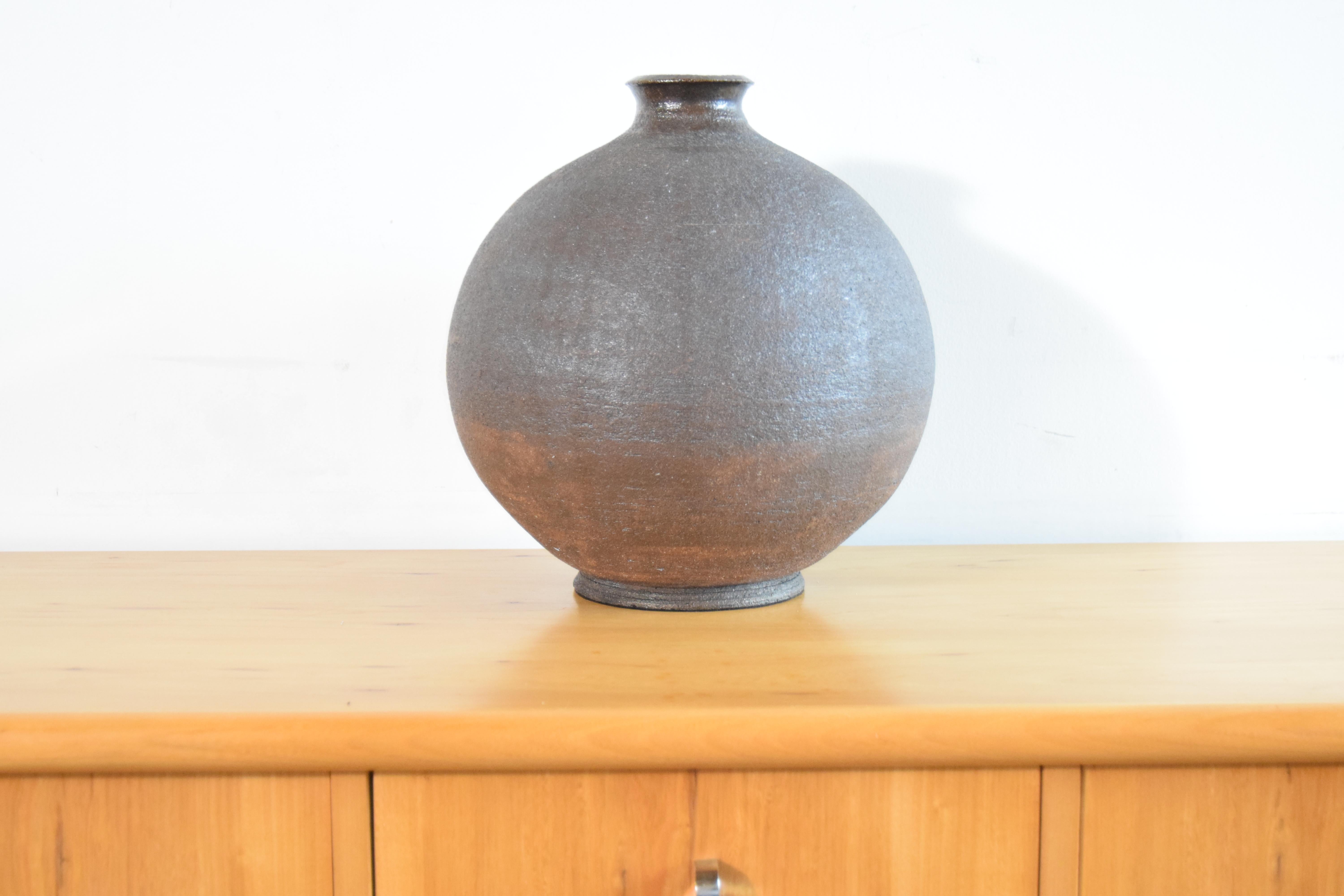 Mid-Century Modern Large Bitossi Style Pottery Vase For Sale