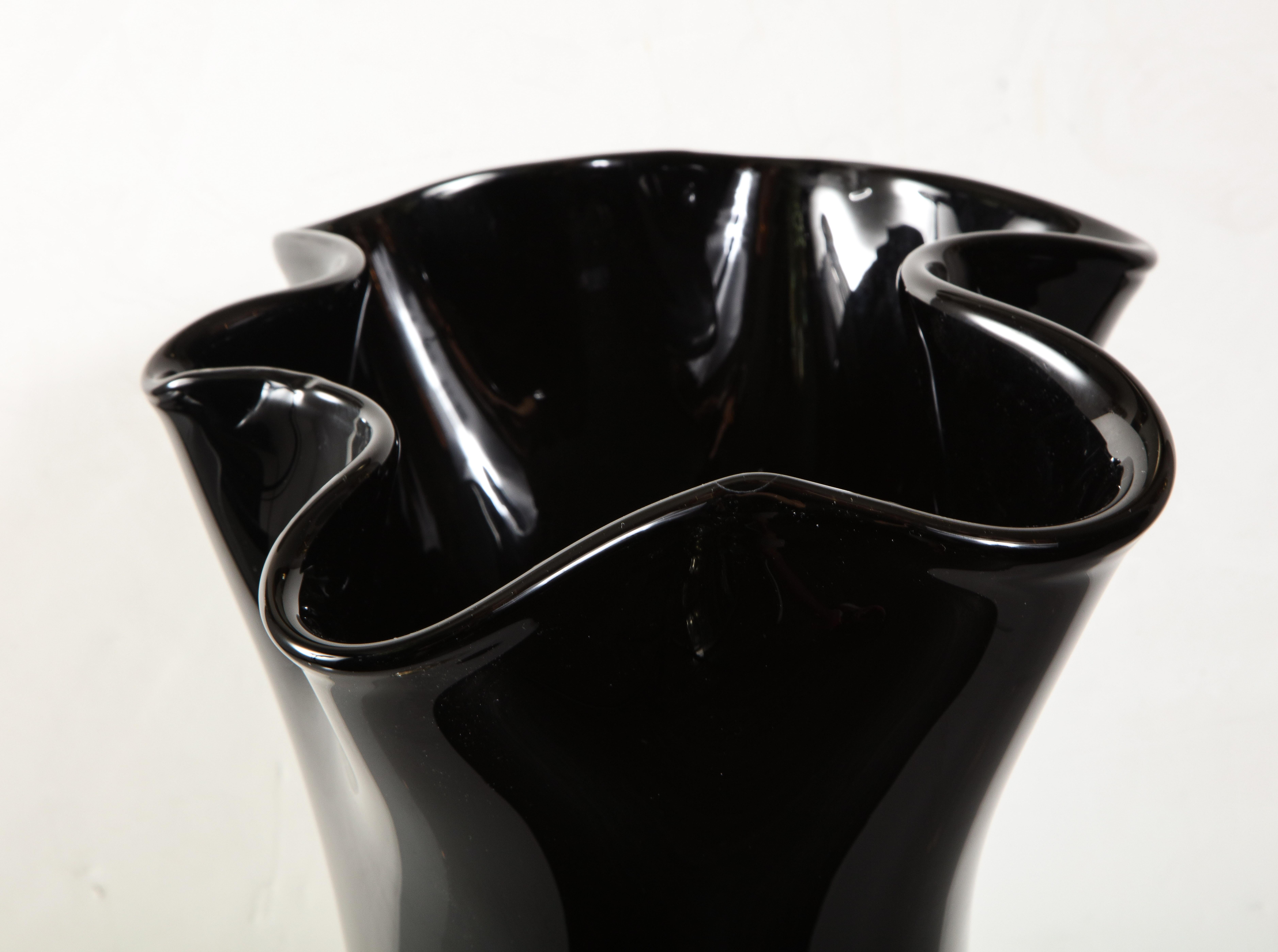 Large Venini Black and Gold Murano Glass Fazzoletto Vase For Sale 4
