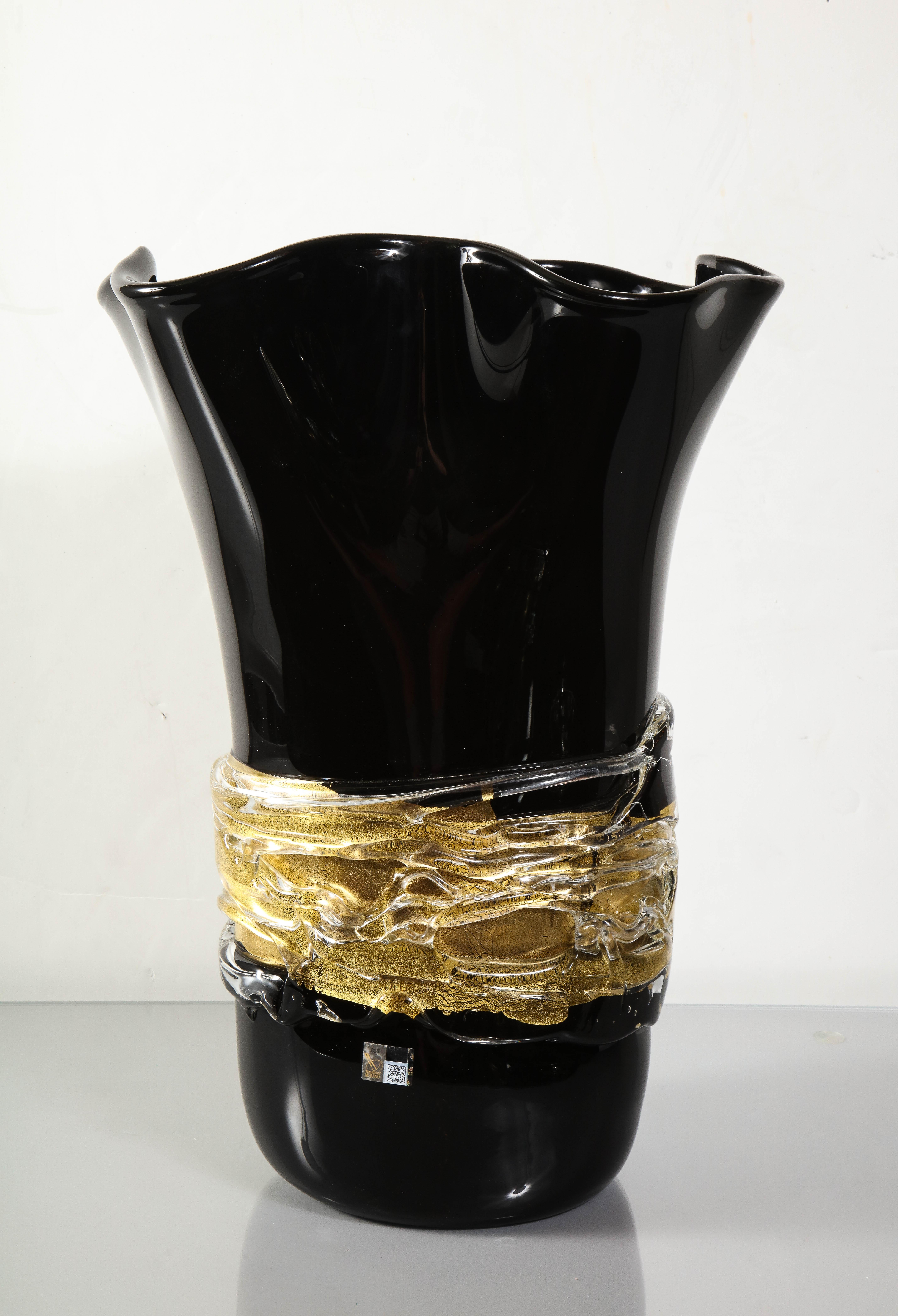 Italian Large Venini Black and Gold Murano Glass Fazzoletto Vase For Sale