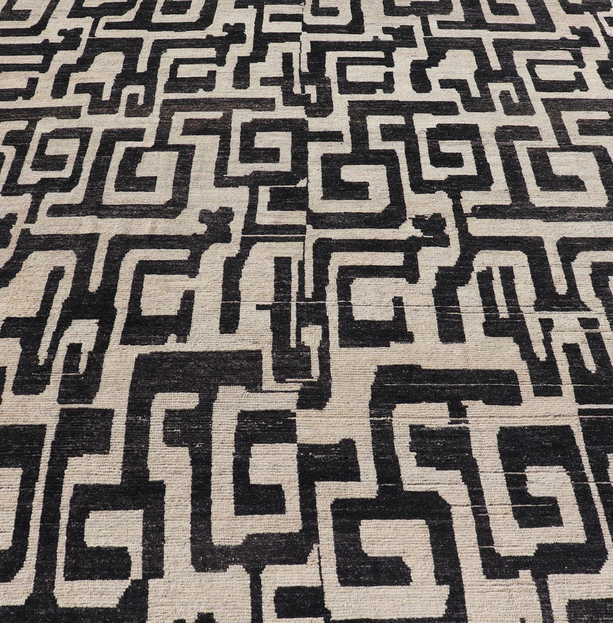 Large Black and Ivory Abstract Modern Casual Rug by Keivan Woven Arts For Sale 3