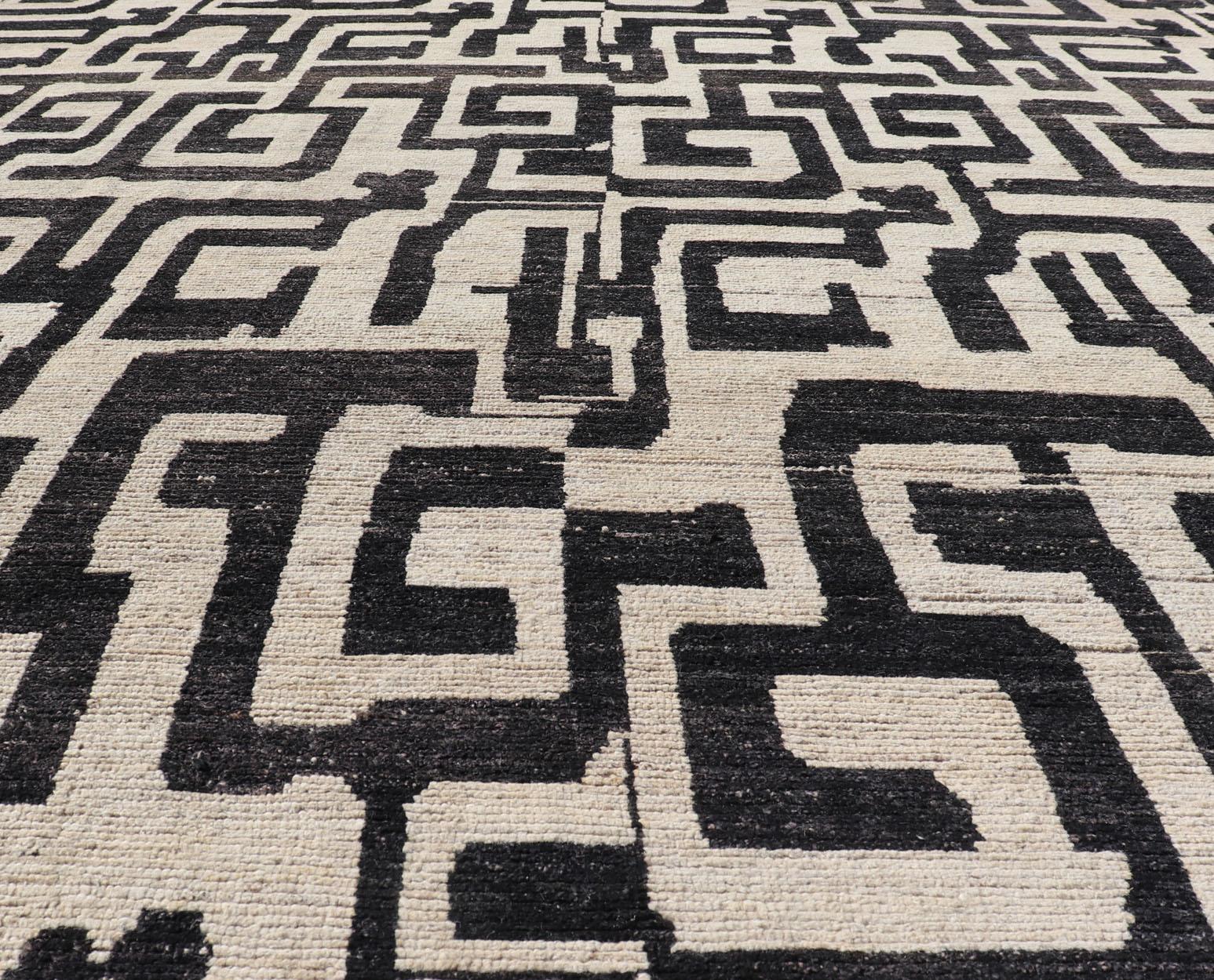 Large Black and Ivory Abstract Modern Casual Rug by Keivan Woven Arts For Sale 4