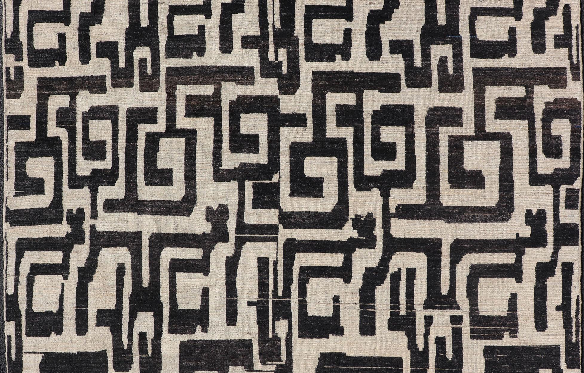 Contemporary Large Black and Ivory Abstract Modern Casual Rug by Keivan Woven Arts For Sale
