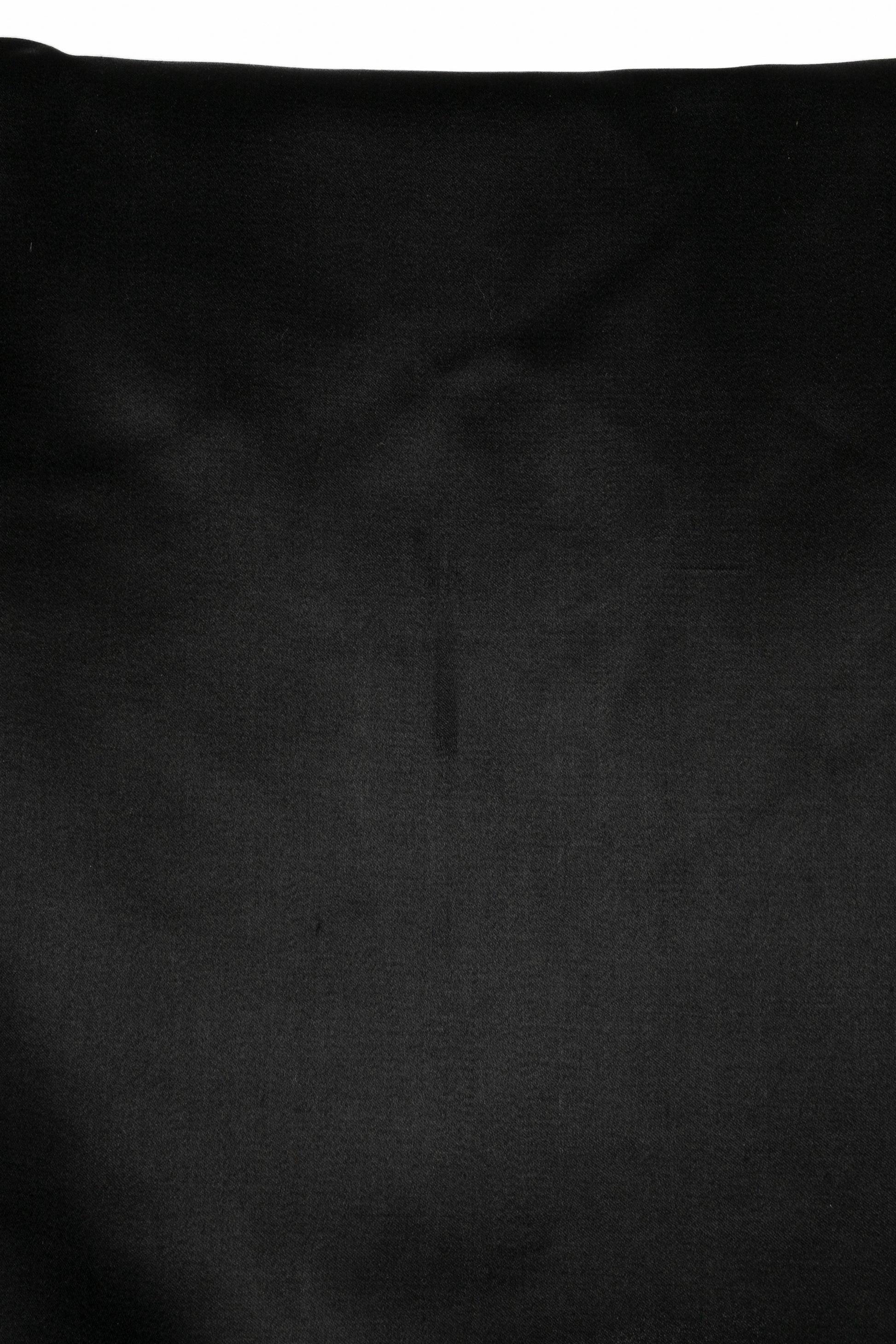 Large Black and White Silk Stole, 1920-1930s For Sale 1