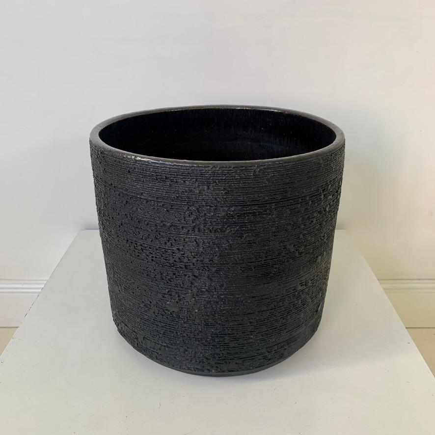 Mid-Century Modern Grande céramique noire de Rogier Vandeweghe pour Amphora, circa 1964, Belgique. en vente