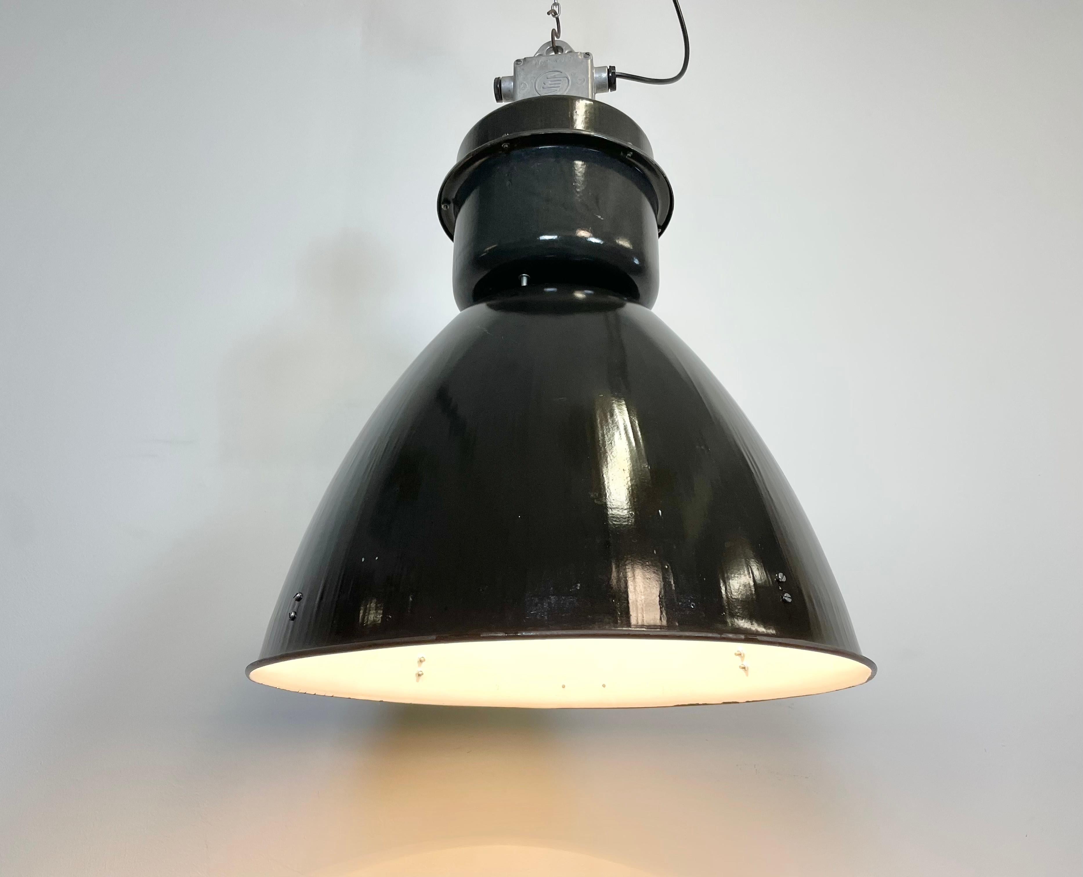Large Black Enamel Industrial Factory Lamp from Elektrosvit, 1960s 5