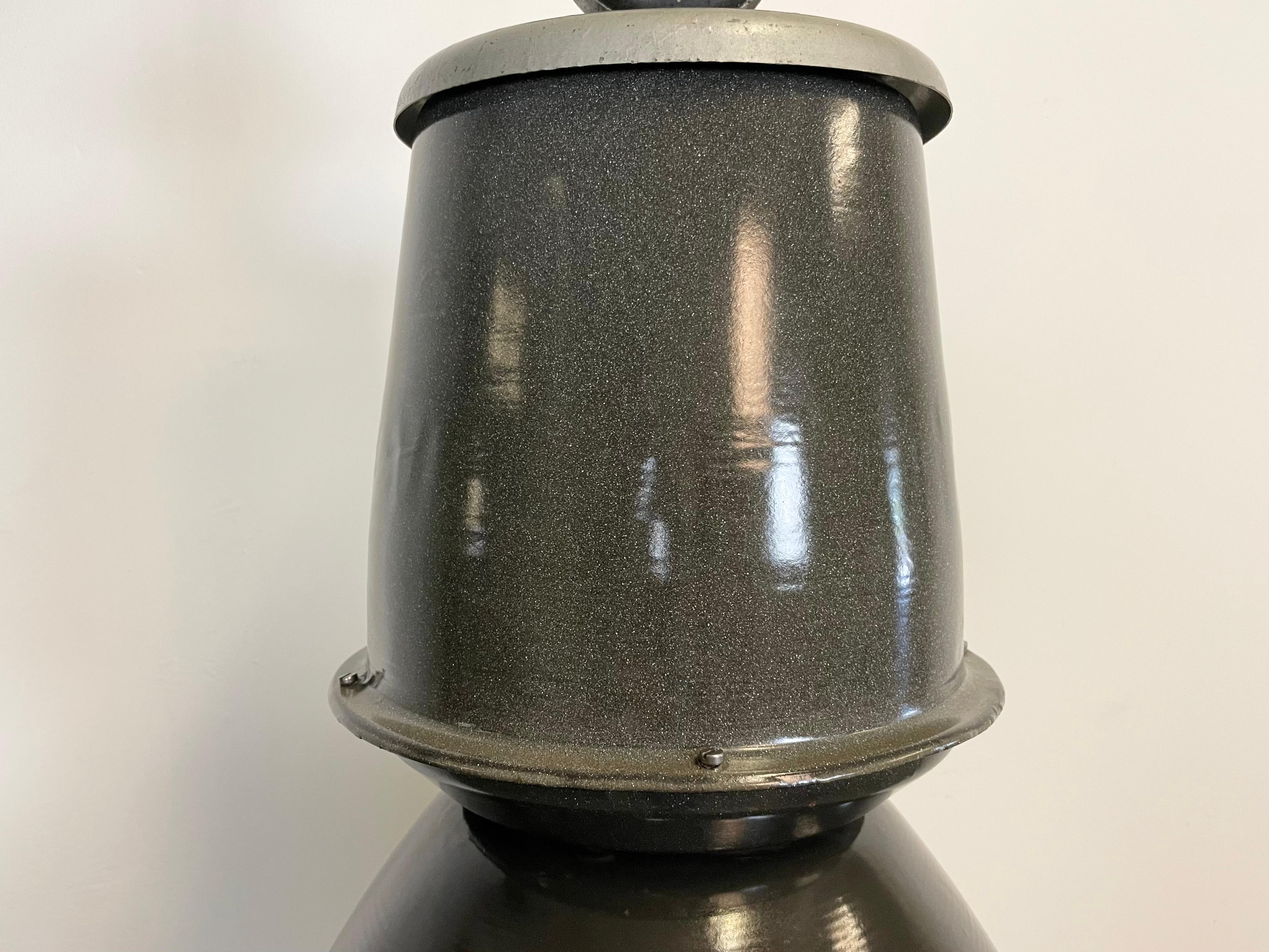 Aluminum Large Black Enamel Industrial Lamp from Elektrosvit, 1960s For Sale