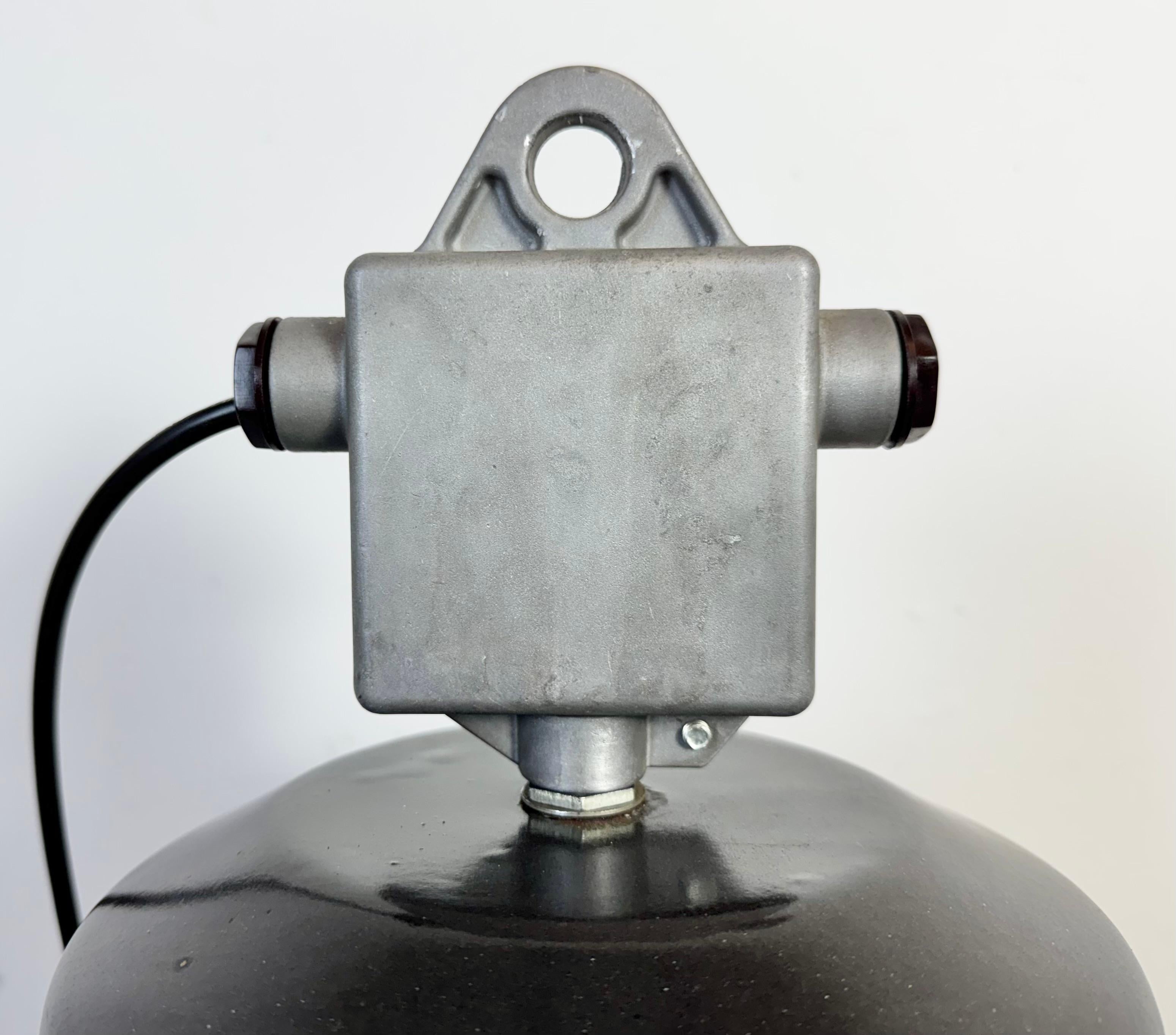 Large Black Enamel Industrial Lamp with Clear Glass Cover from Elektrosvit For Sale 10