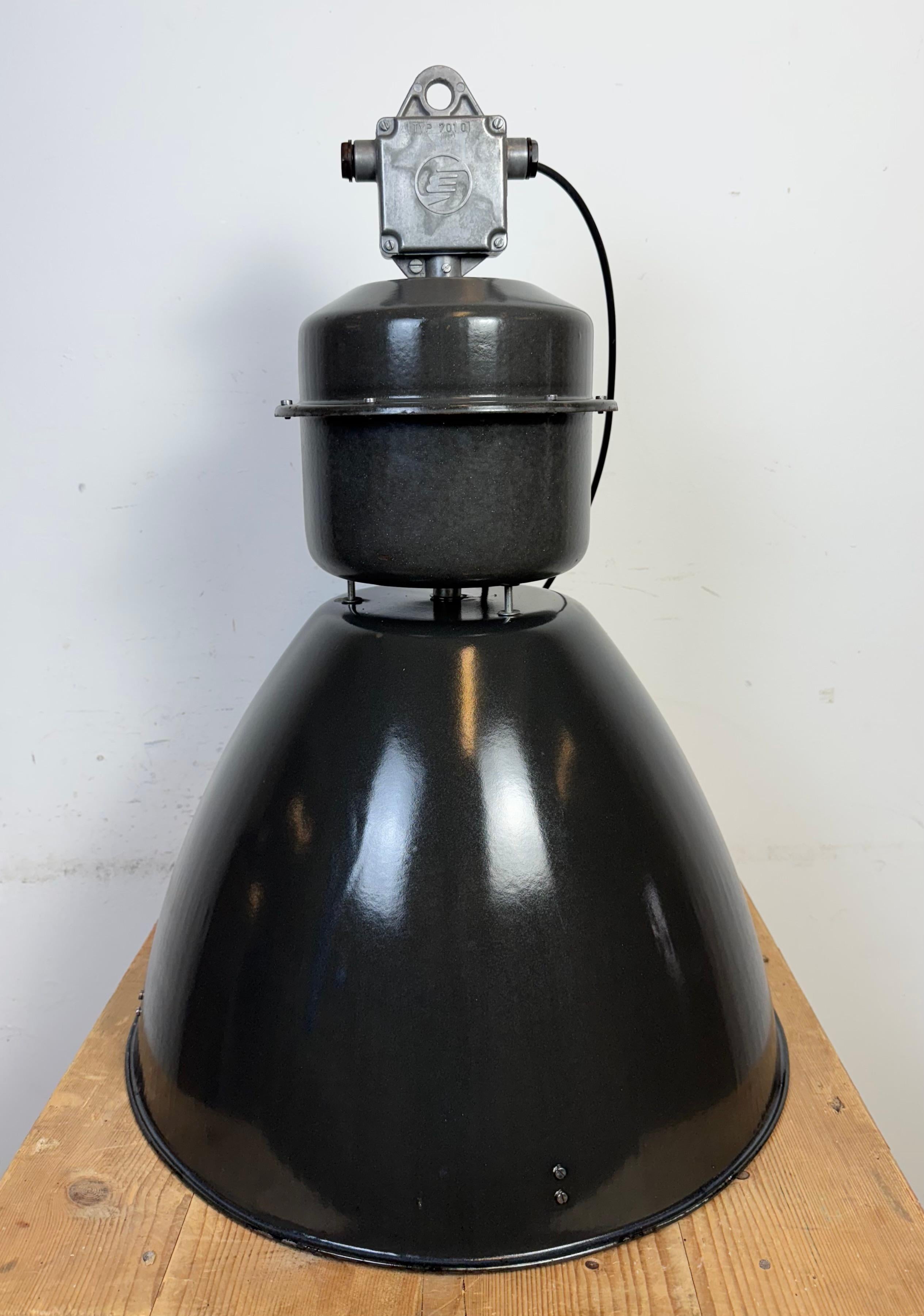 Large Black Enamel Industrial Pendant Lamp from Elektrosvit, 1960s For Sale 4
