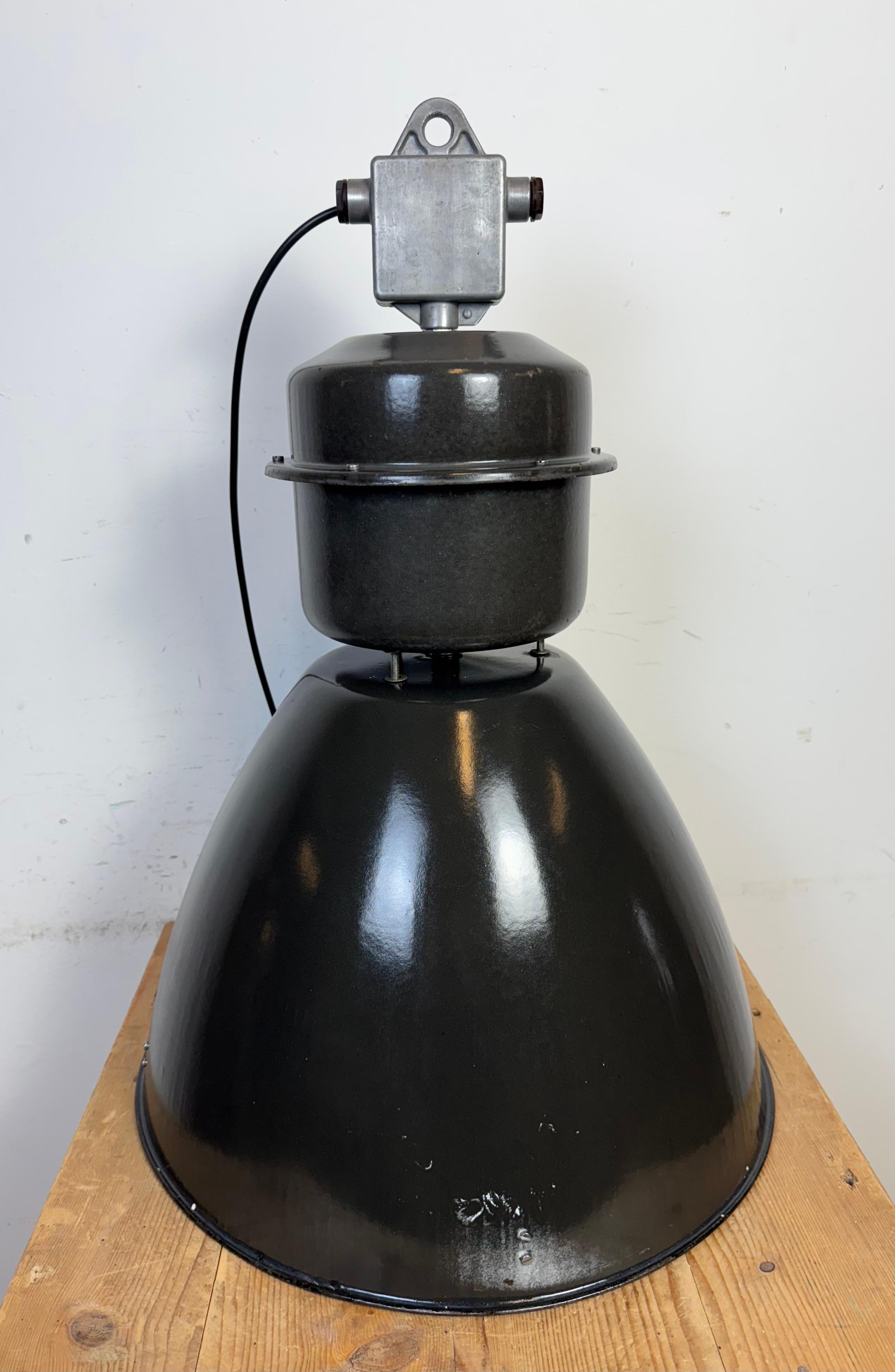 Large Black Enamel Industrial Pendant Lamp from Elektrosvit, 1960s For Sale 7