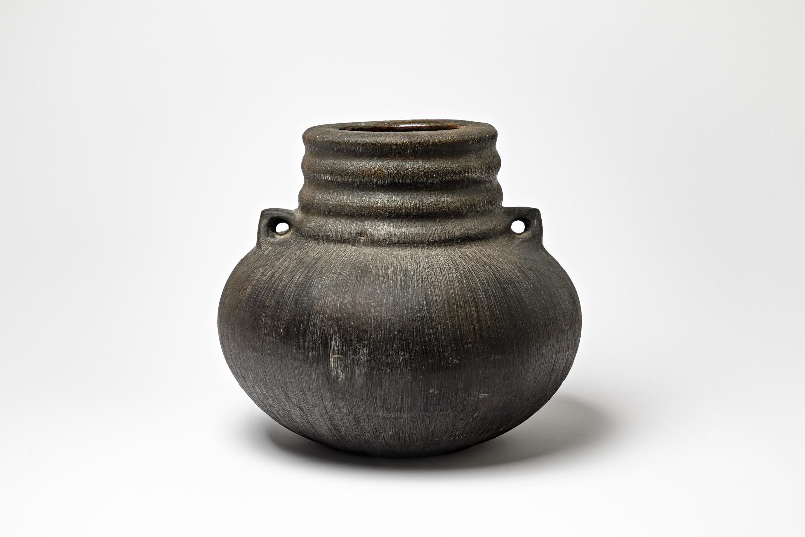French Large black glazed ceramic vase by Gisèle Buthod Garçon, circa 1980-1990 For Sale
