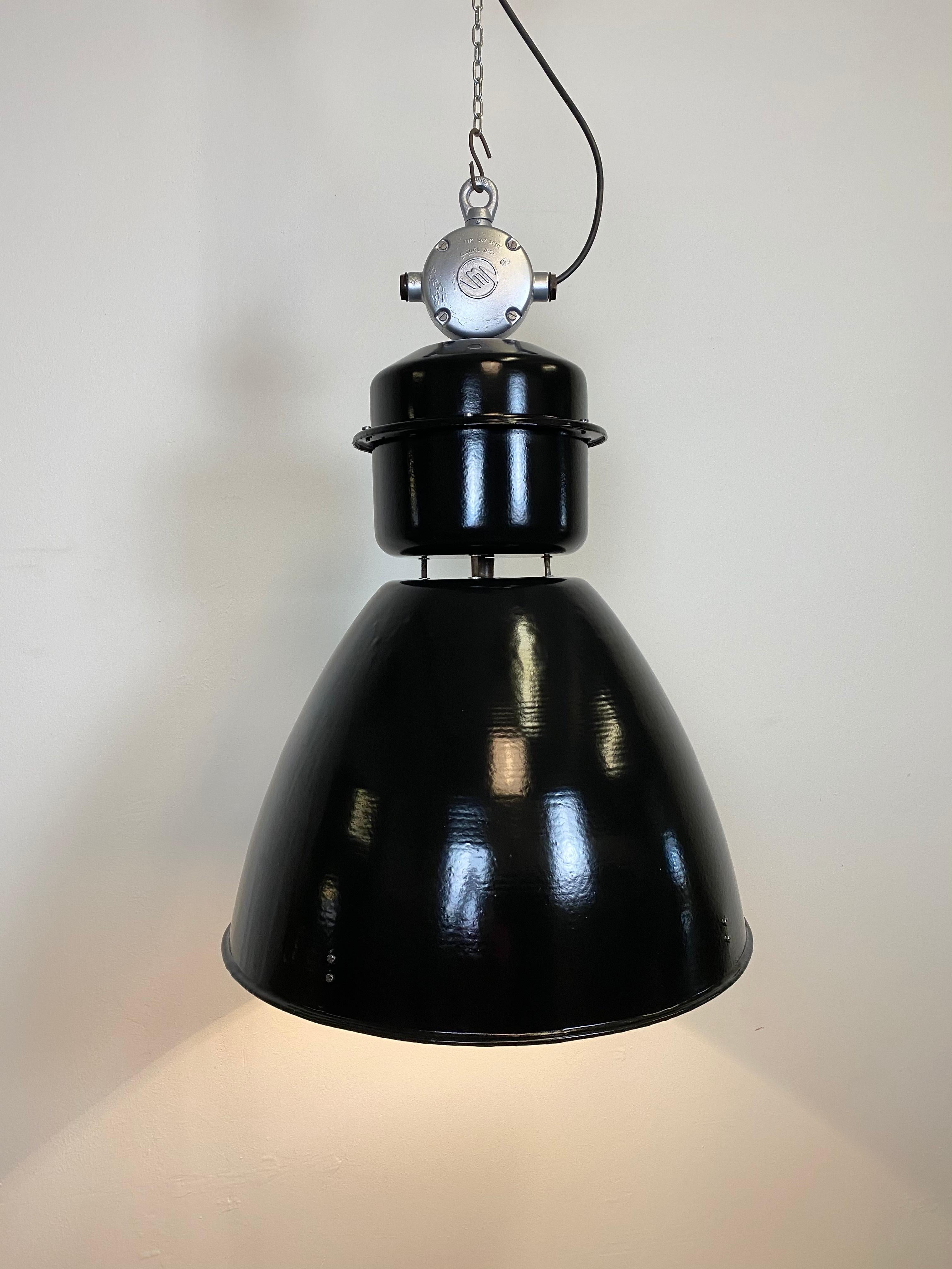 Large Black Industrial Factory Lamp from Elektrosvit, 1960s For Sale 4