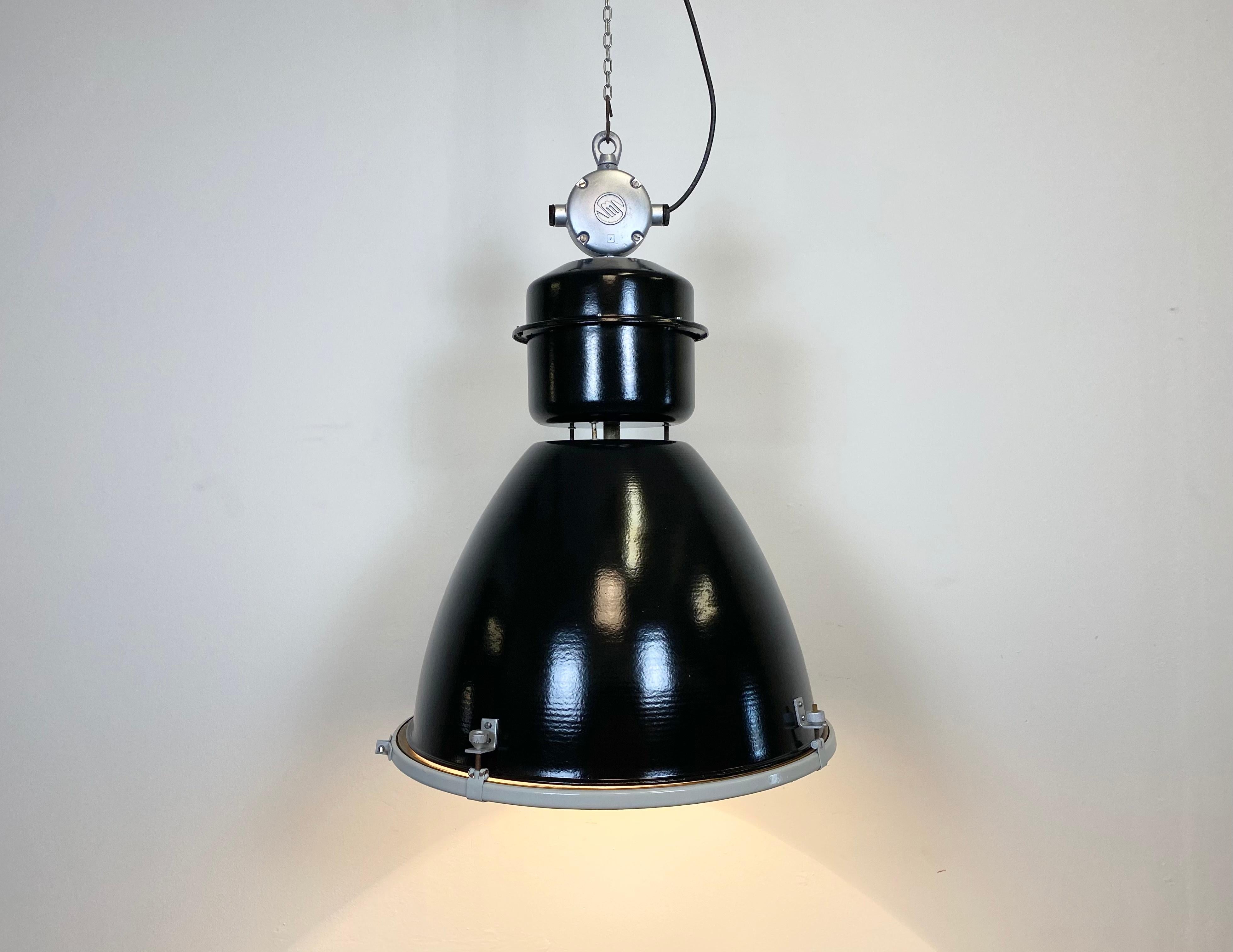 Large Black Industrial Factory Lamp with Clear Glass Cover from Elektrosvit For Sale 4