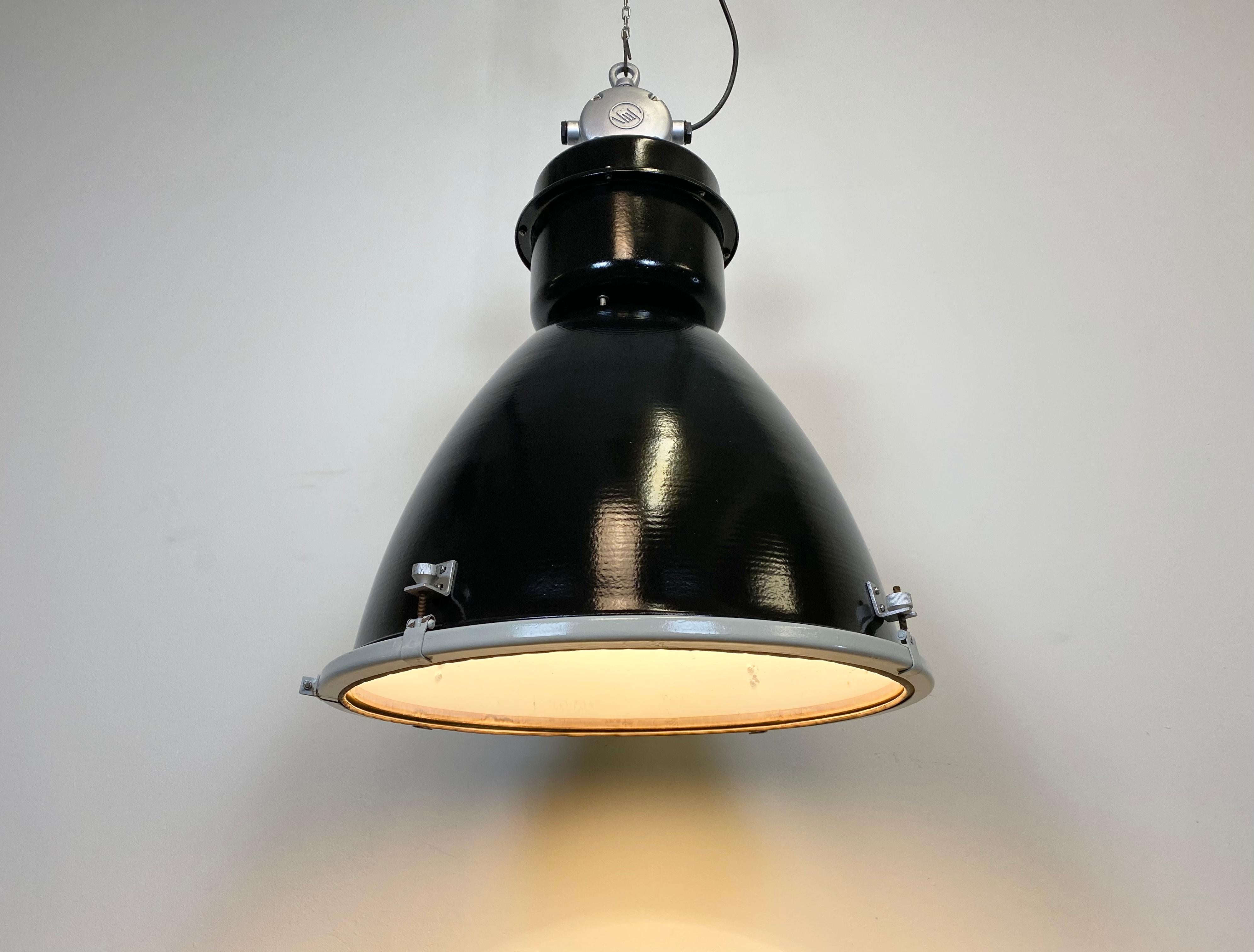 Large Black Industrial Factory Lamp with Clear Glass Cover from Elektrosvit For Sale 5