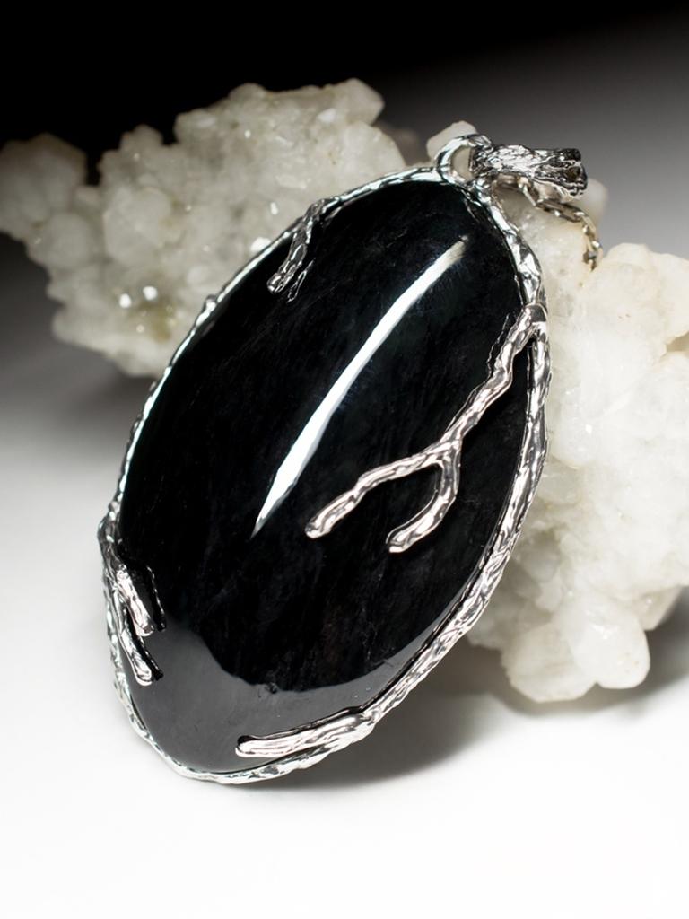 Große schwarze Jade Silber Anhänger Magischer Edelstein Vintage-Stil Nephrit Geschenkidee Frau 1