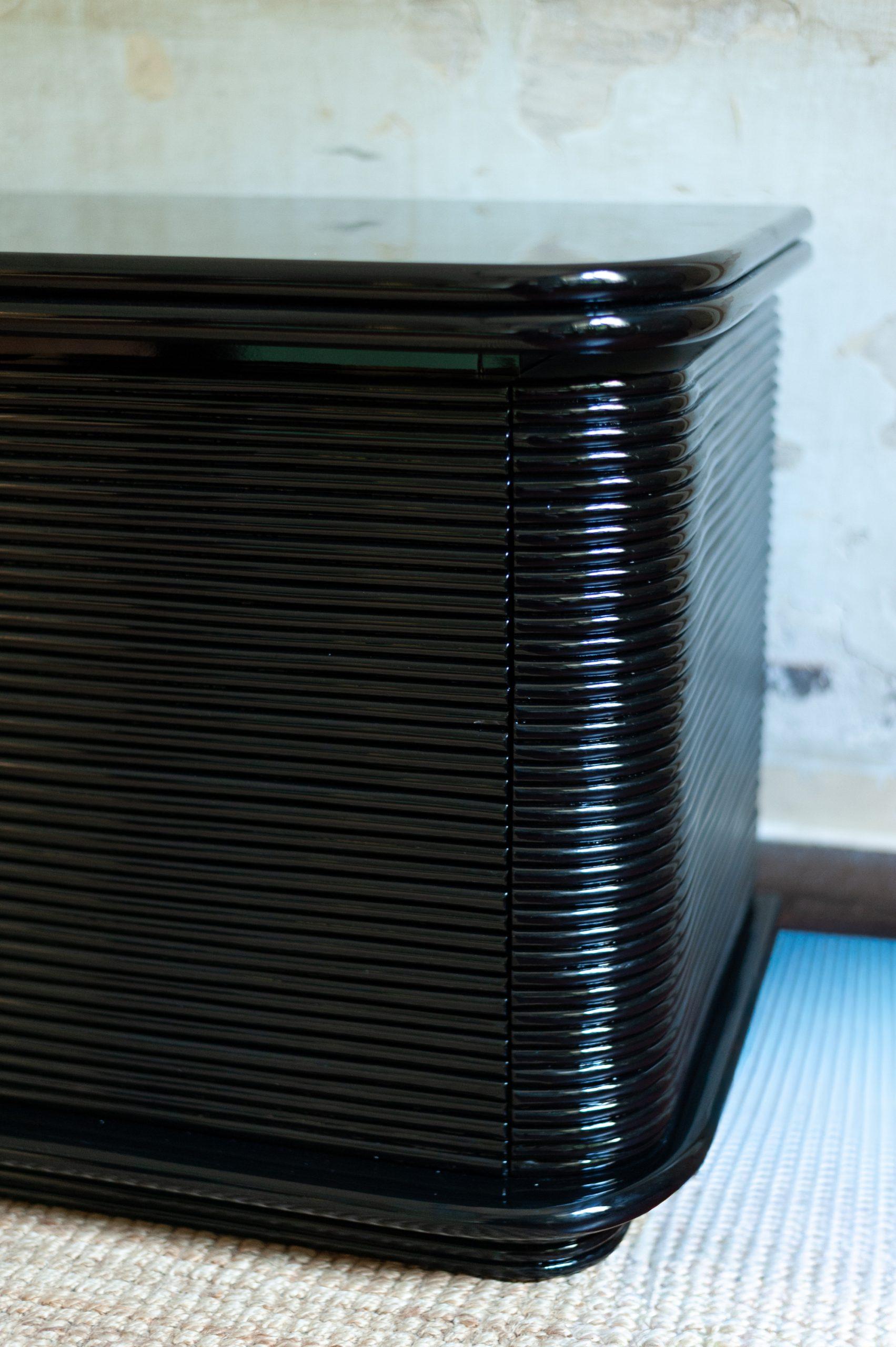 Large Black Lacquered Sideboard – 1980s For Sale 4