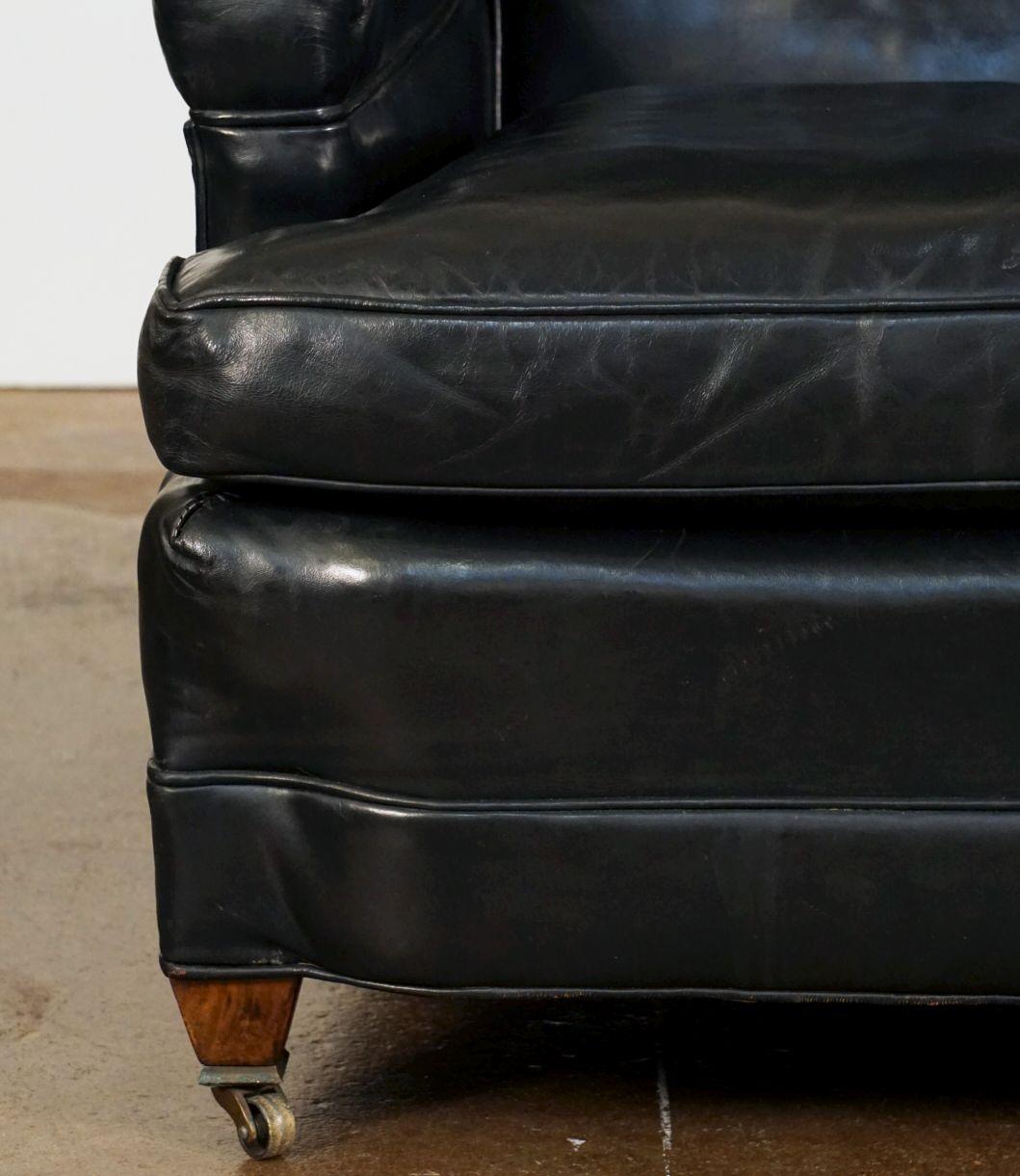 Grand fauteuil lounge en cuir noir Bloomingdale's en vente 1