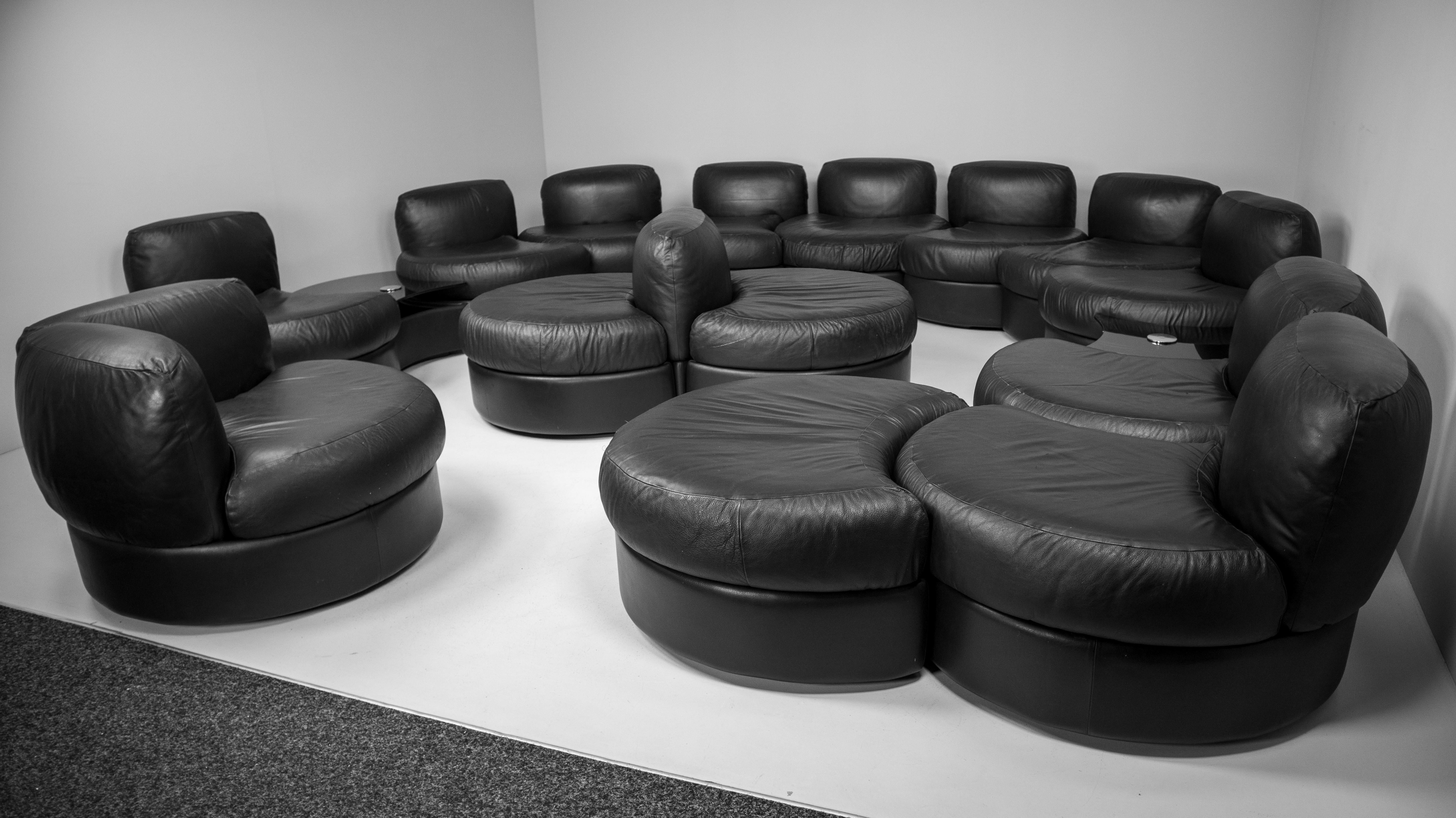 Large Black Leather Sectional Sofa Set by Tecnosalotto Mantova, Italy, 1970s 8