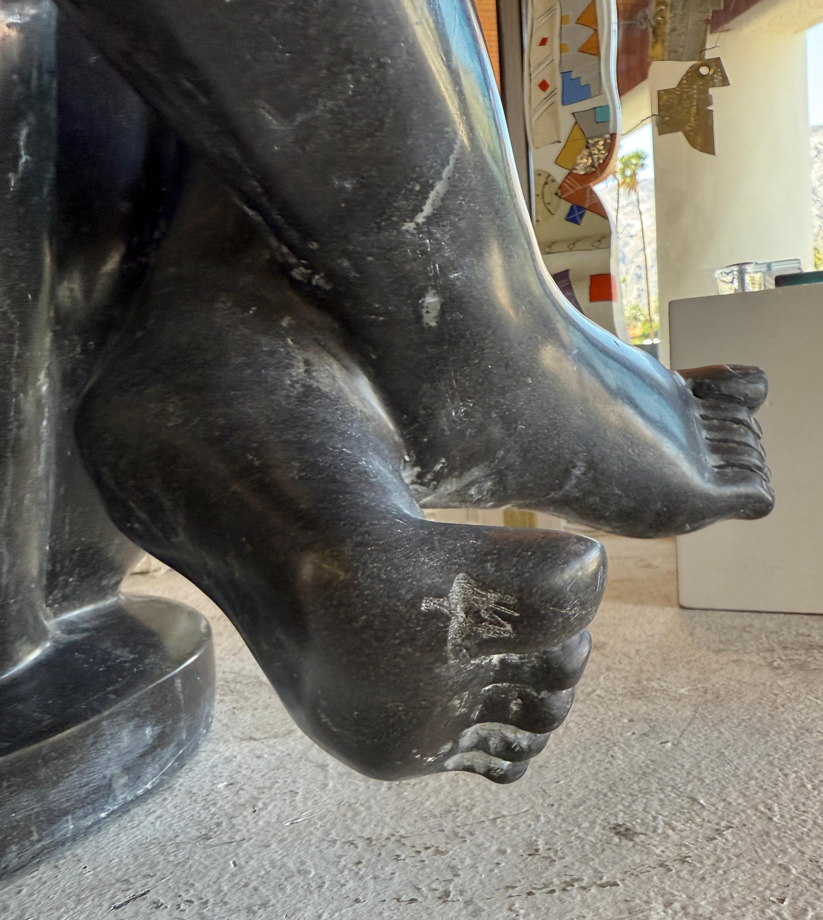 Gran Escultura Cubista de Mármol Negro Mujer Desnuda en venta 7
