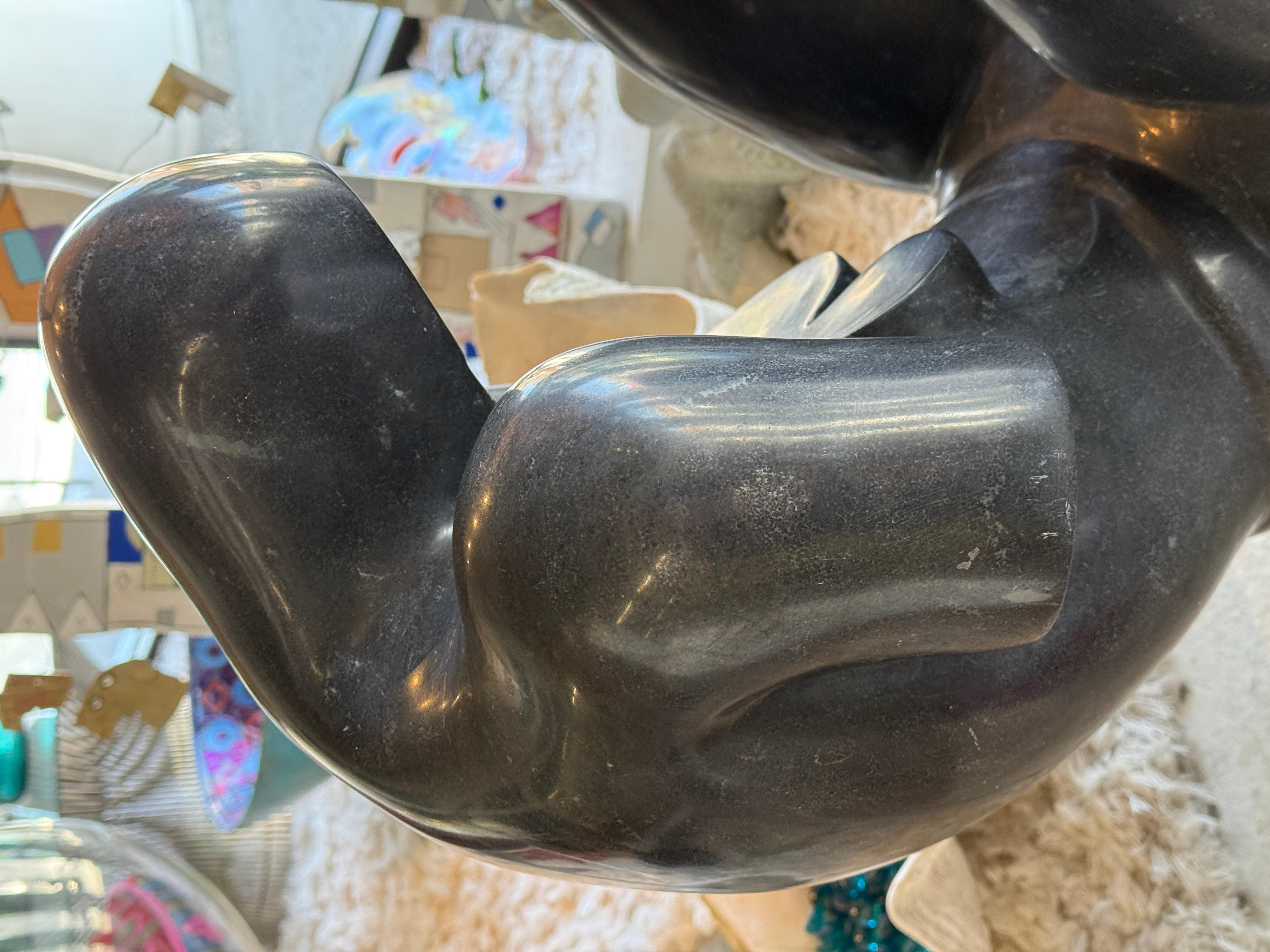 Gran Escultura Cubista de Mármol Negro Mujer Desnuda en venta 11