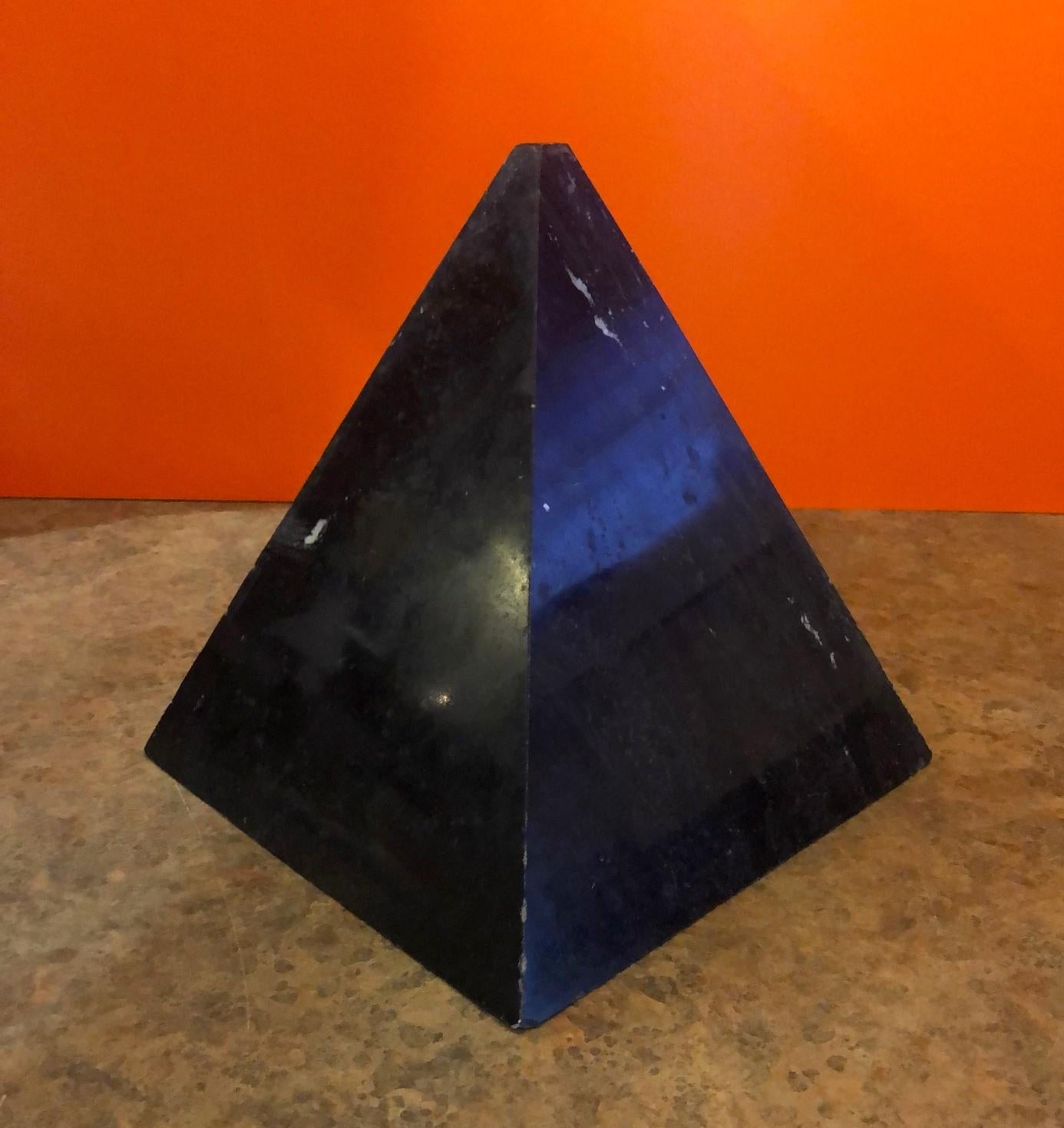 Beautiful large black marble decorative pyramid, circa 1970s. The base of the pyramid is 9.75
