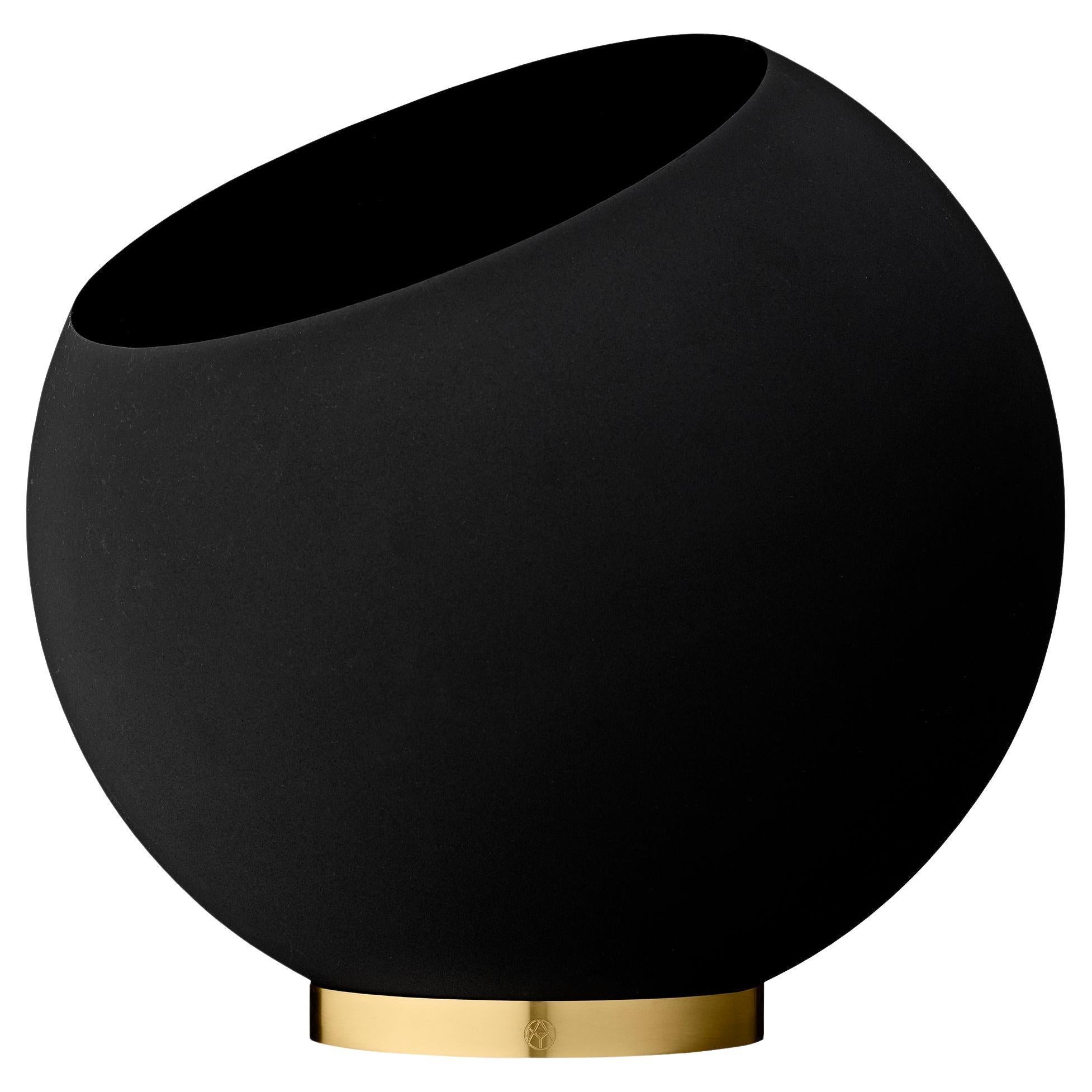 Large Black Minimalist Flower Pot For Sale